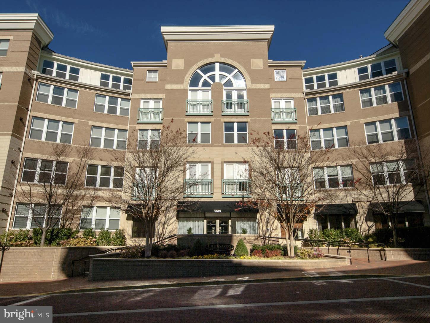 SAVOY AT RESTON TOWN CENTER - Residential