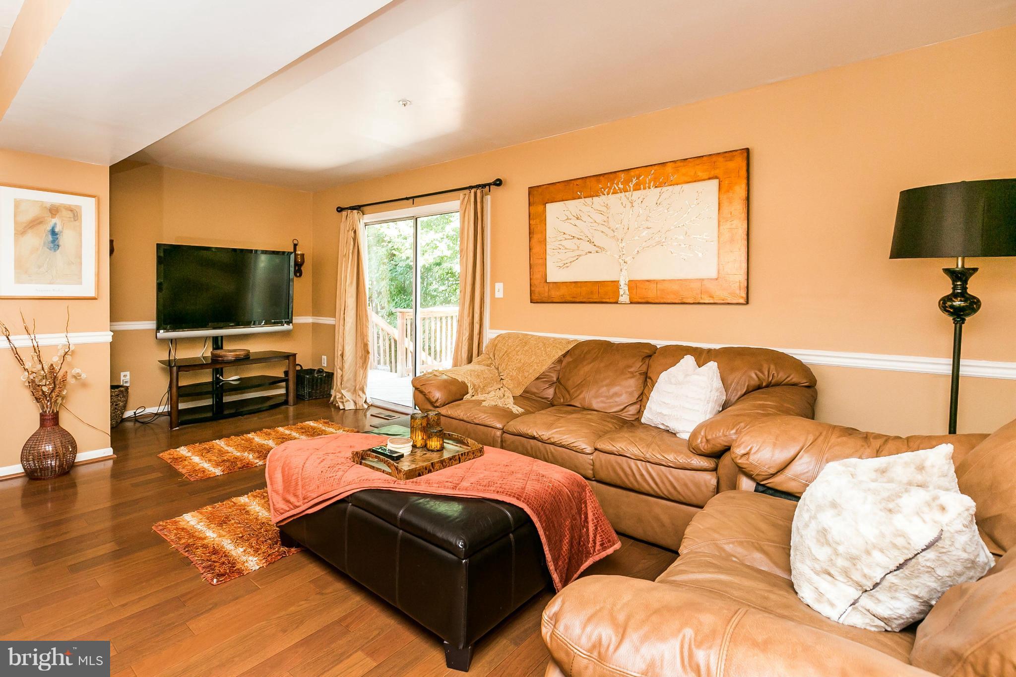 CHASE MANOR - Residential