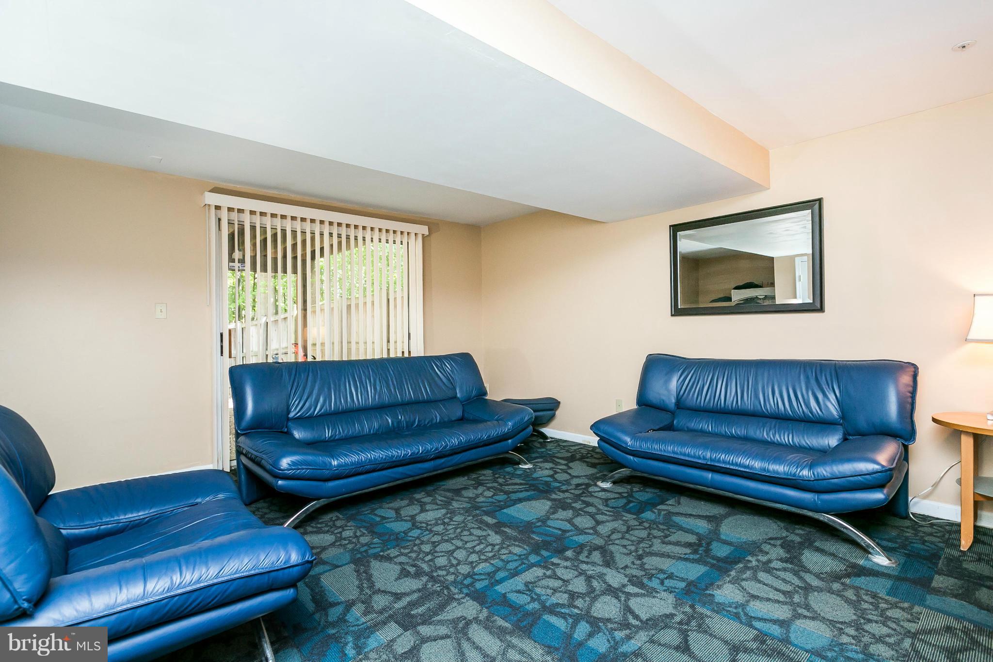 CHASE MANOR - Residential