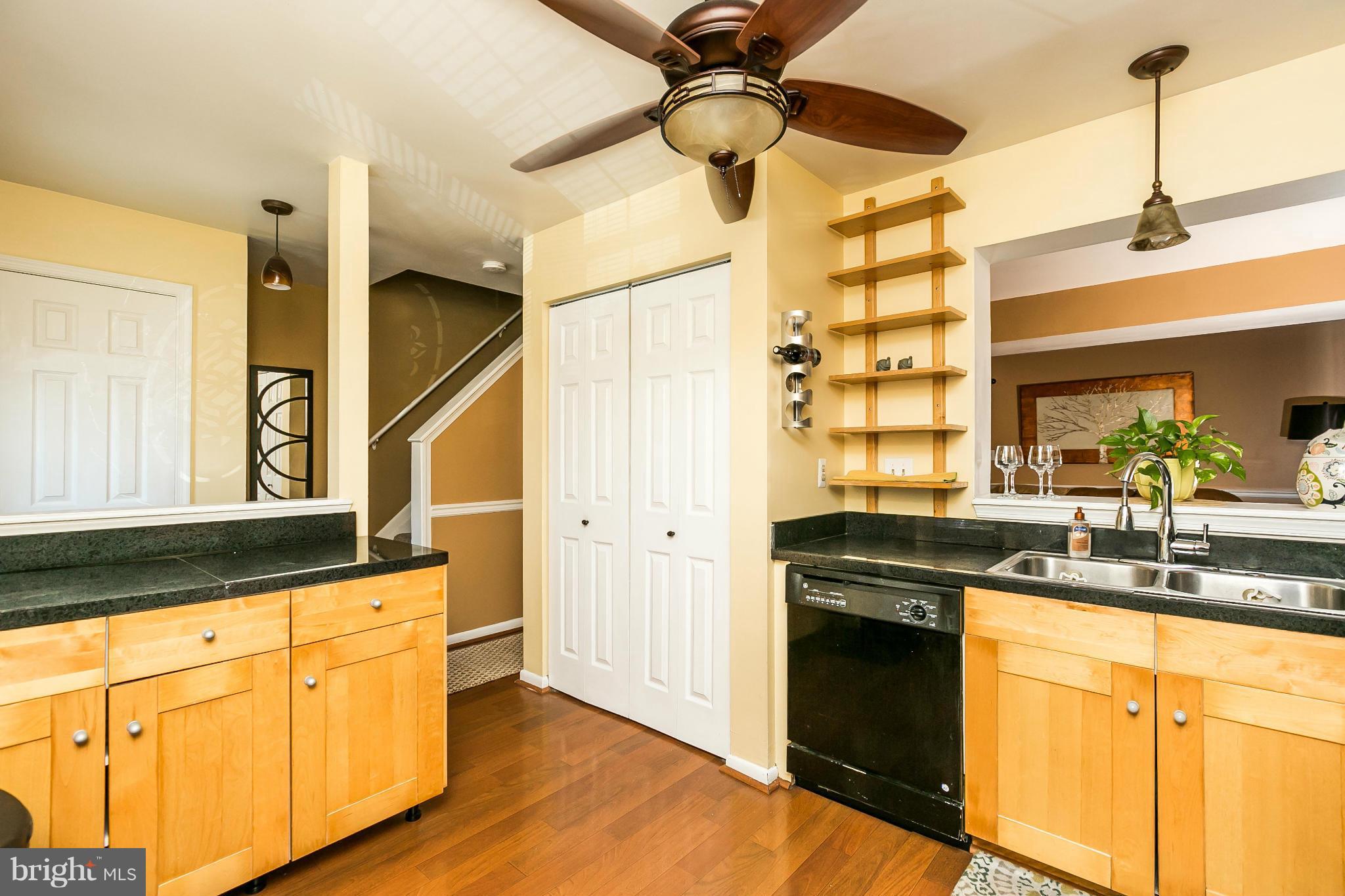 CHASE MANOR - Residential