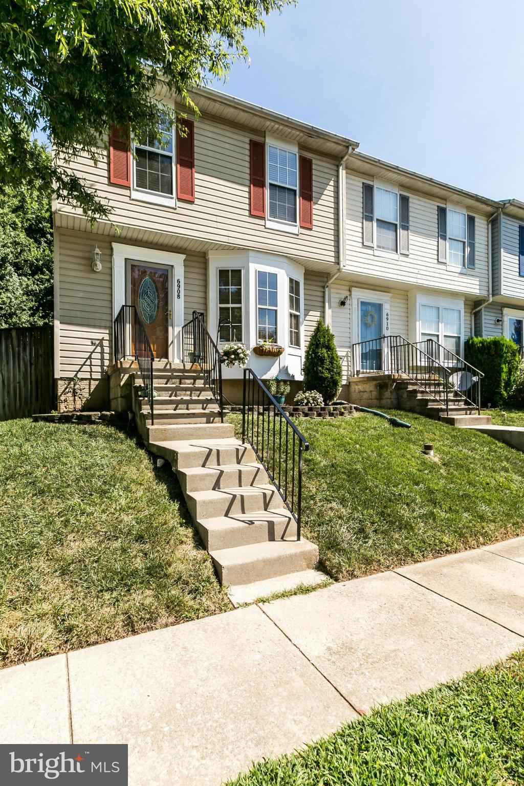 CHASE MANOR - Residential