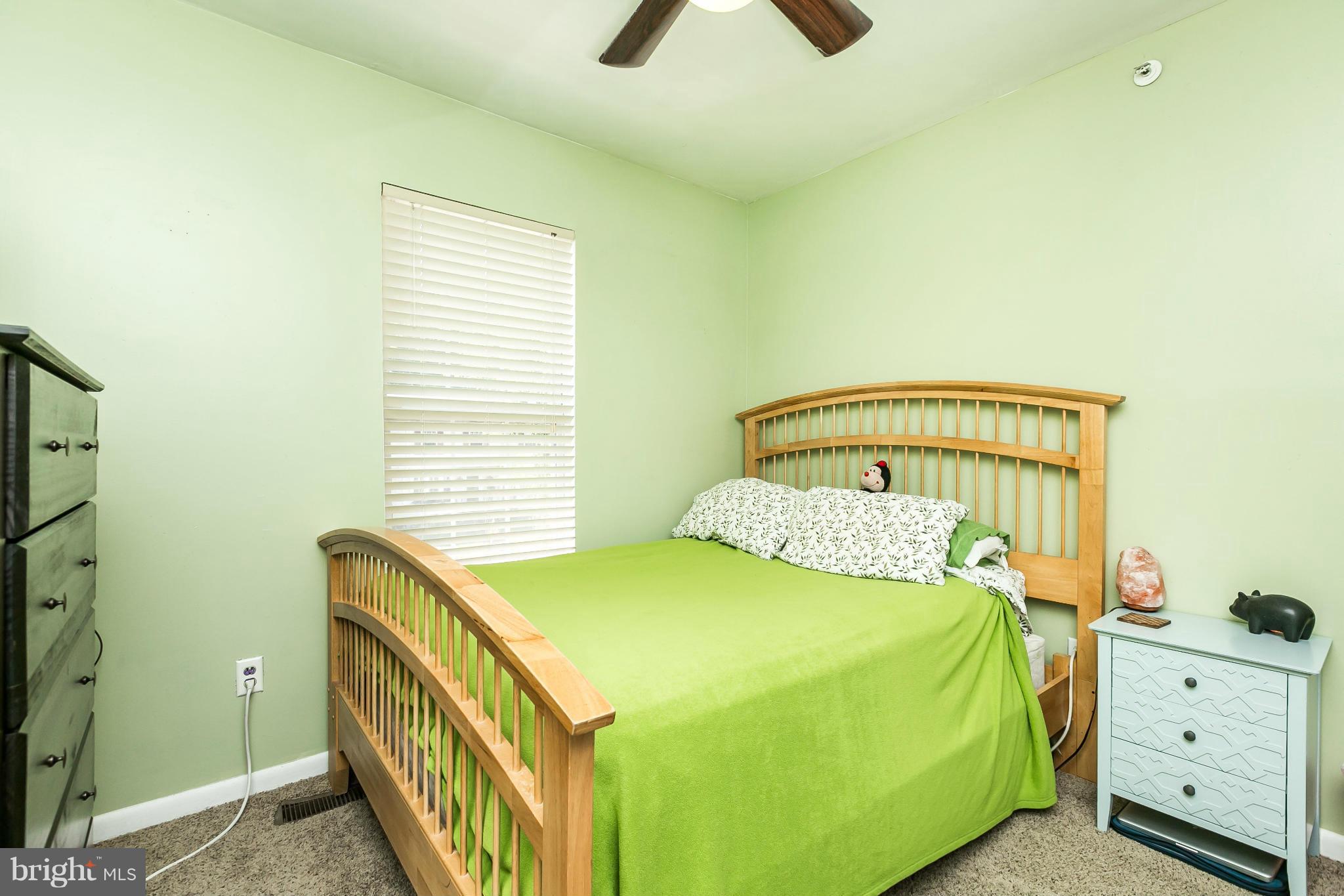 CHASE MANOR - Residential