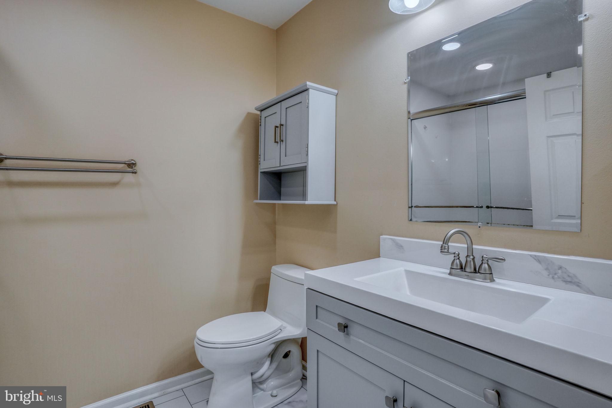 BARRINGTON - Residential