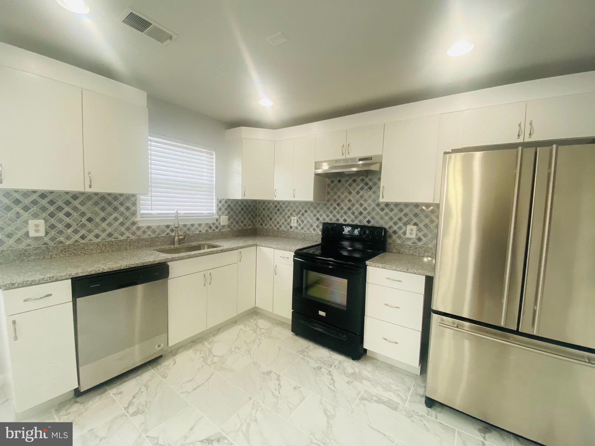 RIPPON LANDING - Residential Lease