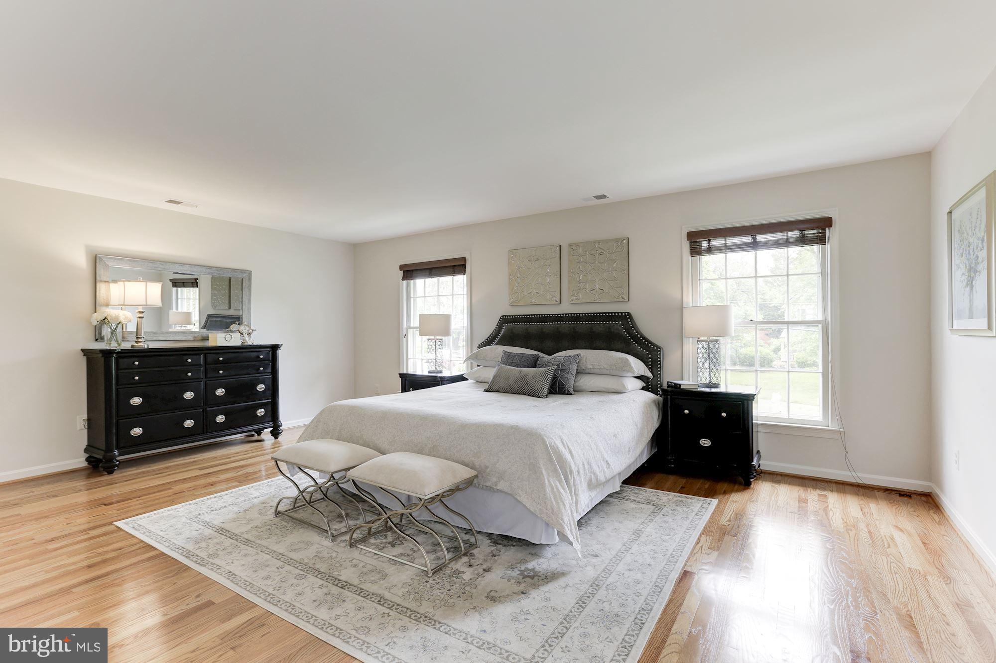 BERKSHIRE OAKWOOD - Residential