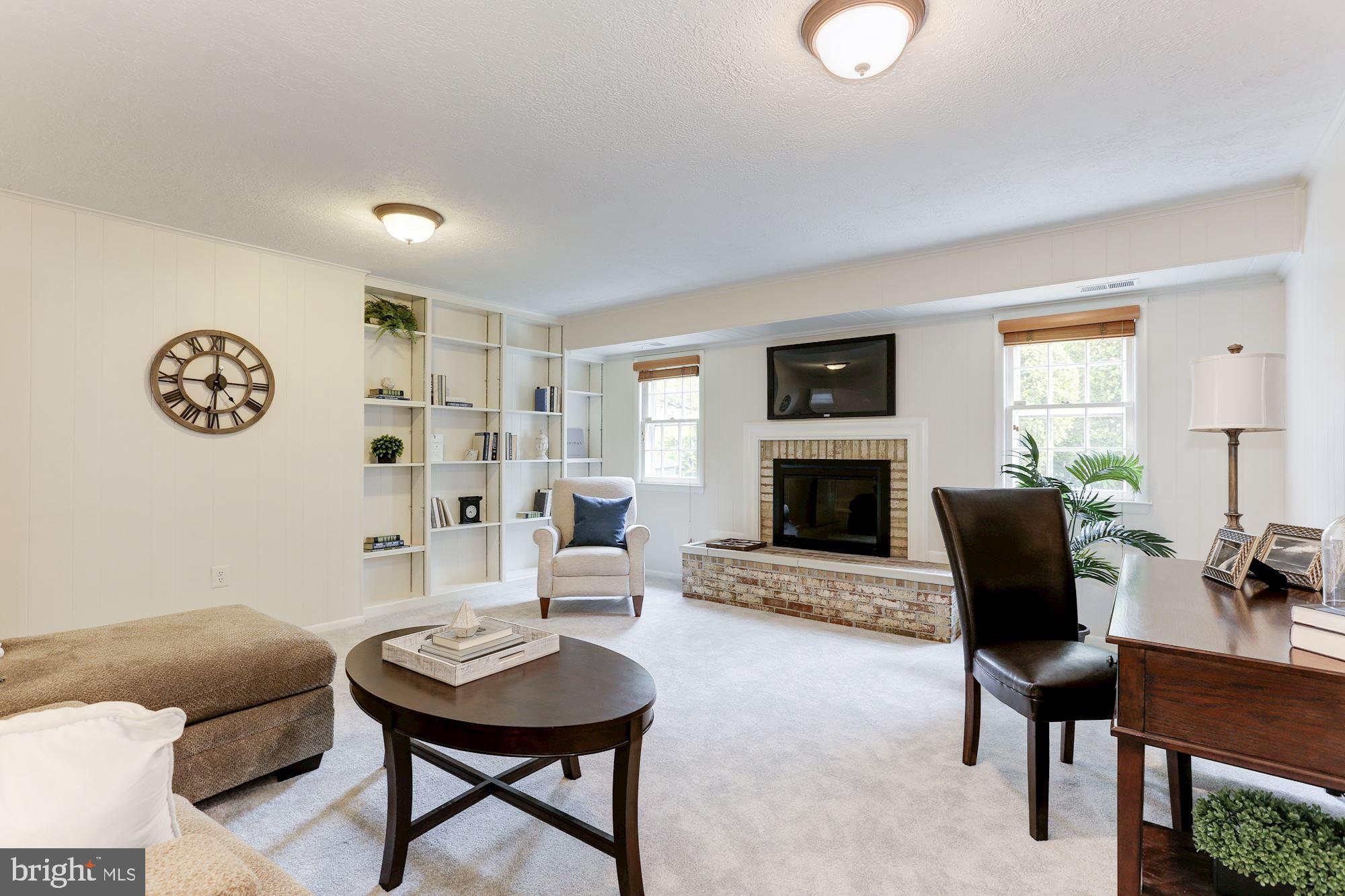 BERKSHIRE OAKWOOD - Residential