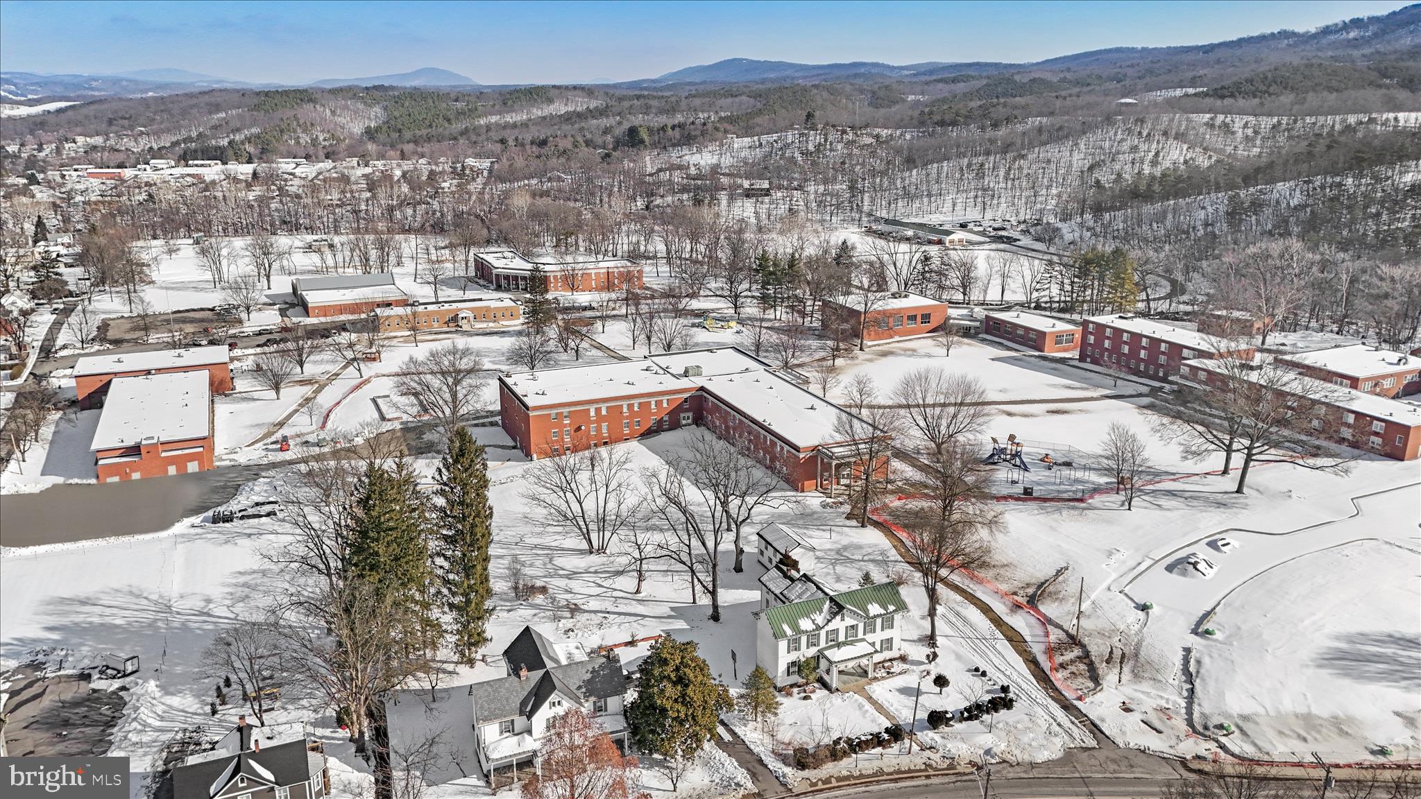 TOWN OF ROMNEY - Residential