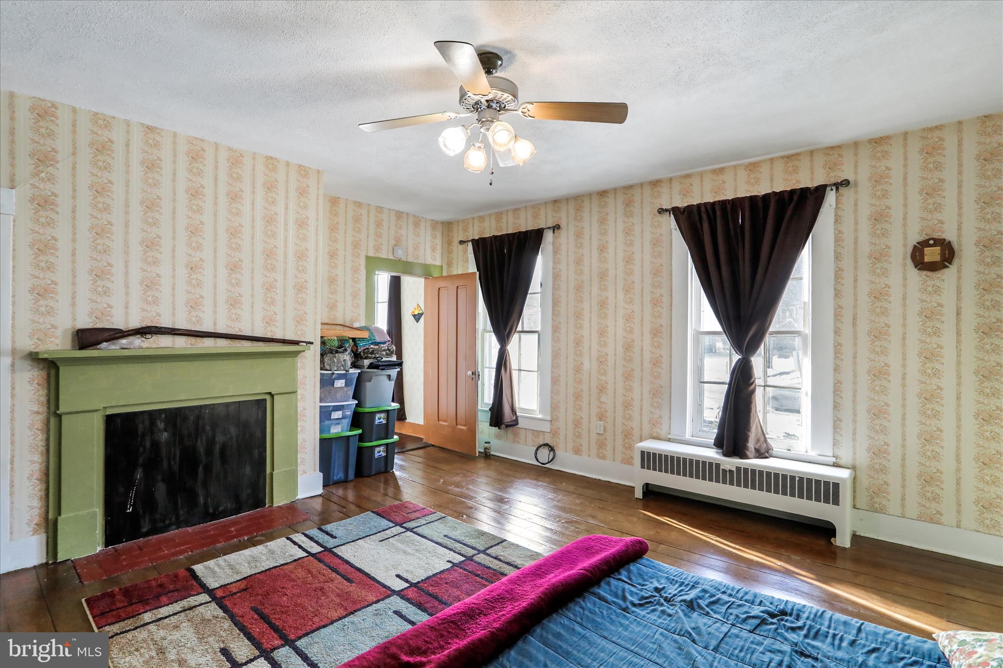 TOWN OF ROMNEY - Residential