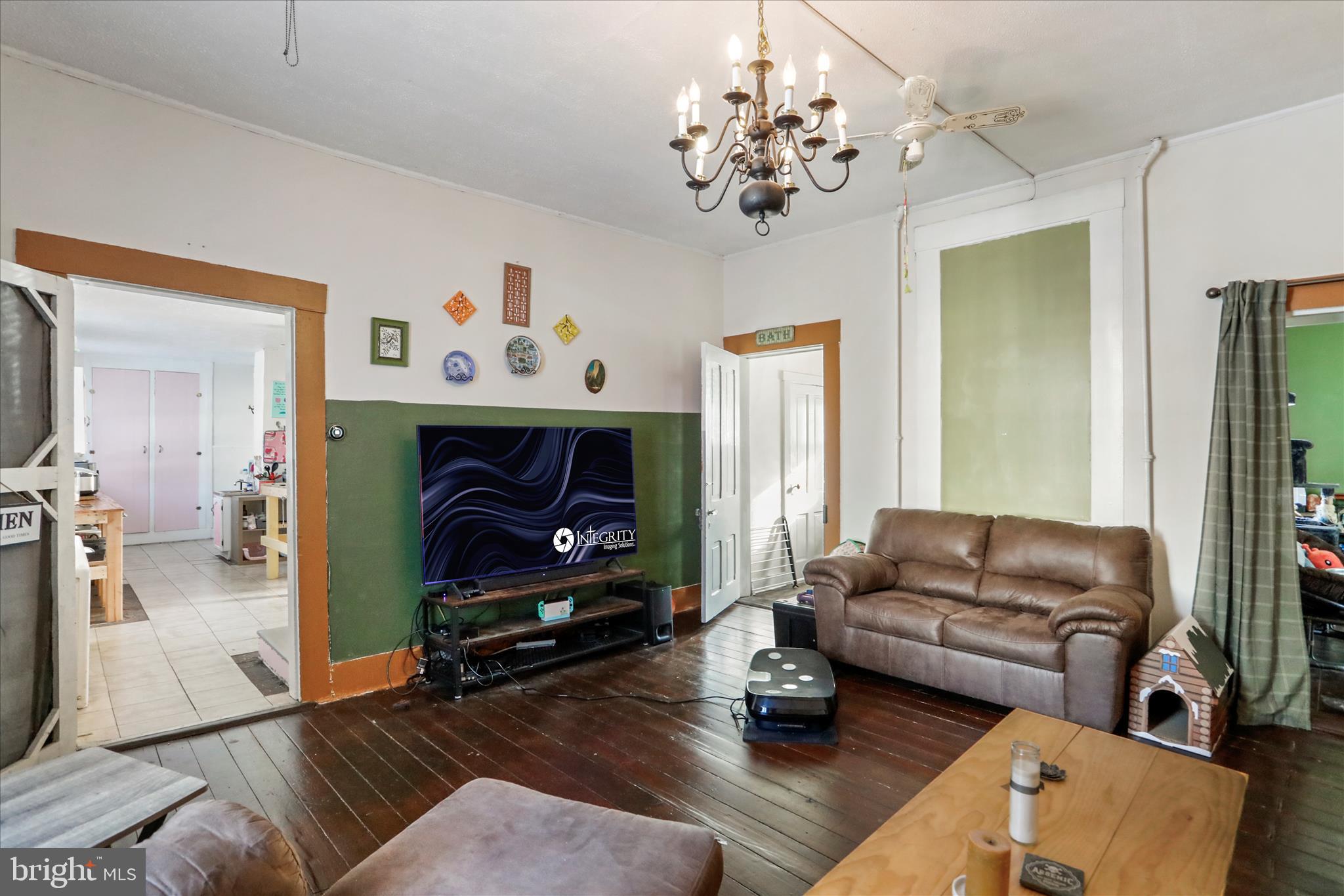 TOWN OF ROMNEY - Residential