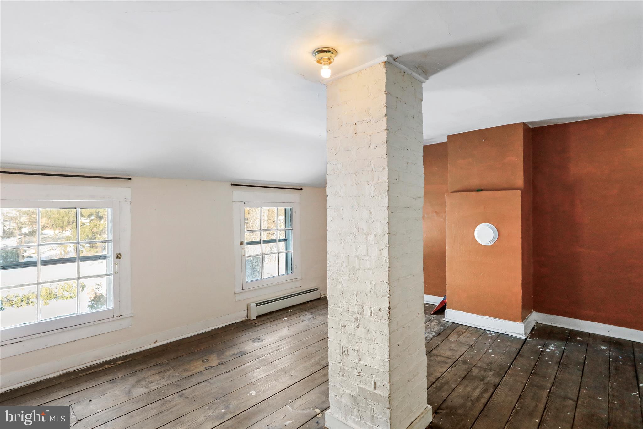 TOWN OF ROMNEY - Residential