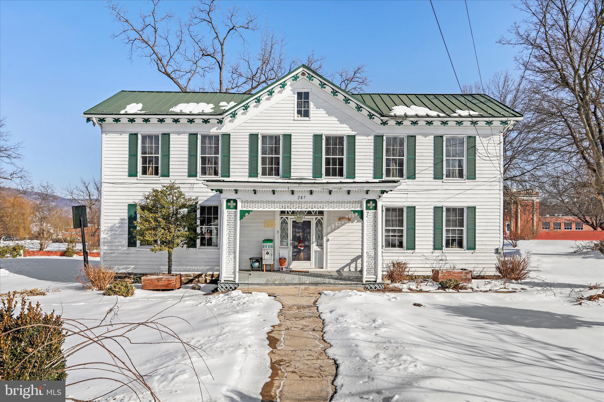 TOWN OF ROMNEY - Residential