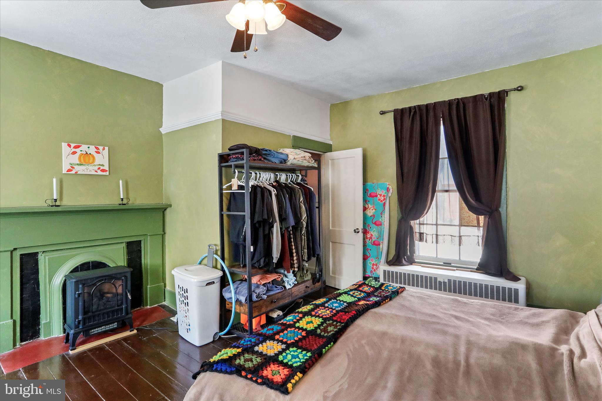 TOWN OF ROMNEY - Residential