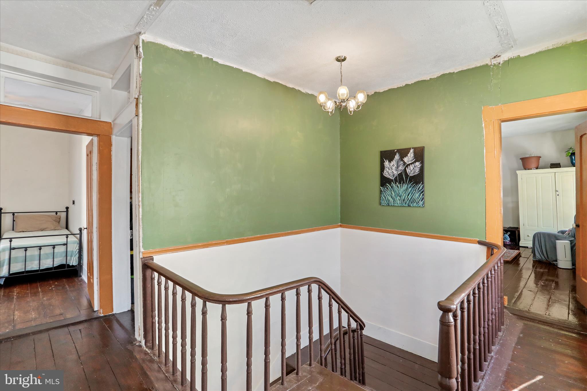 TOWN OF ROMNEY - Residential