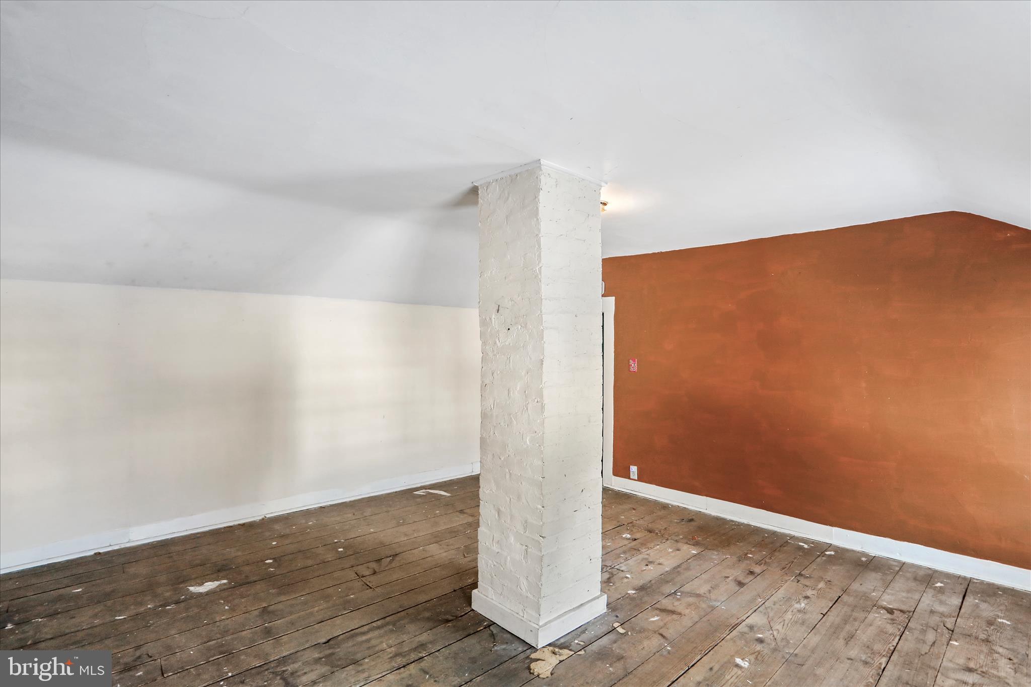 TOWN OF ROMNEY - Residential