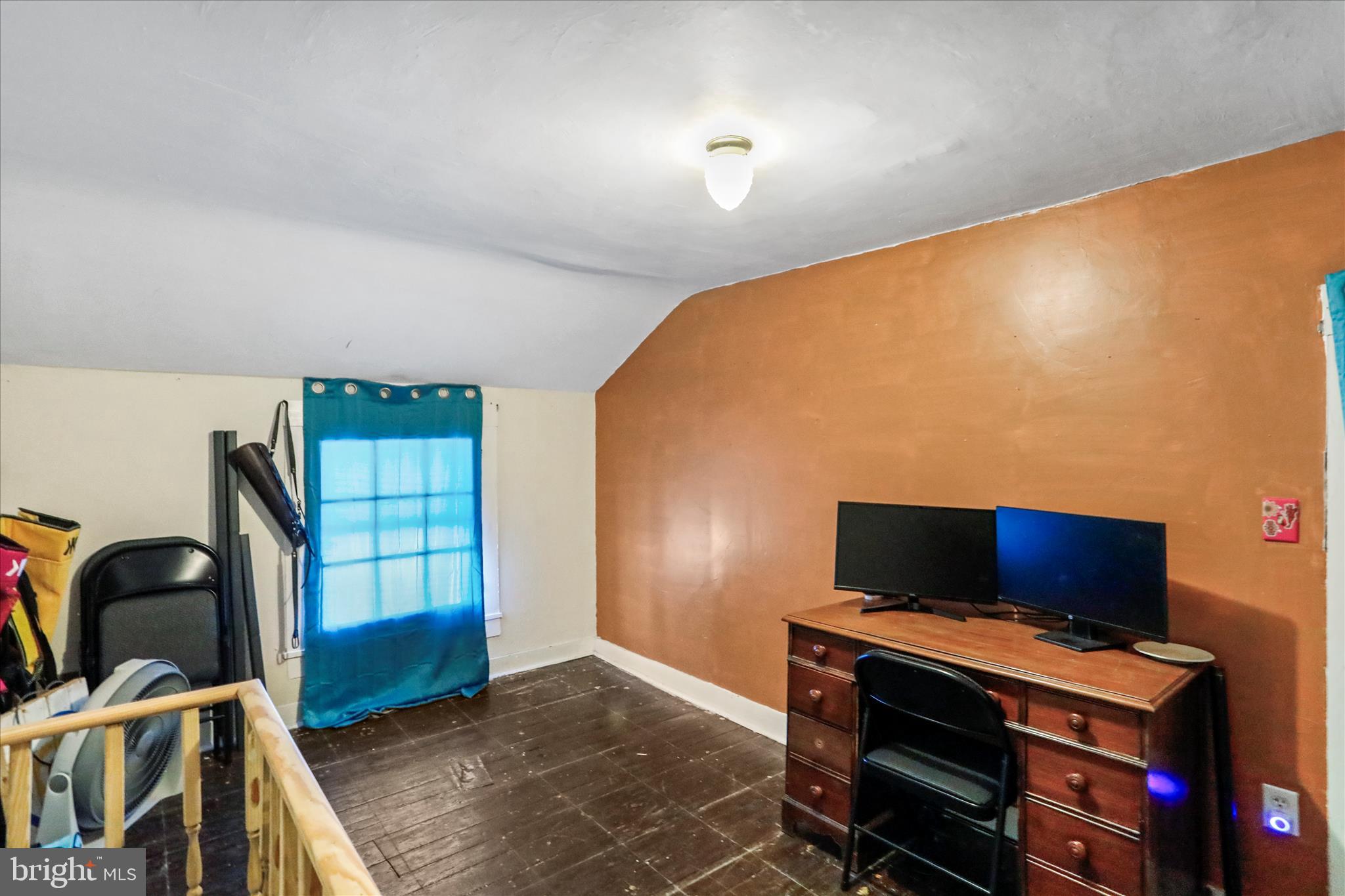 TOWN OF ROMNEY - Residential