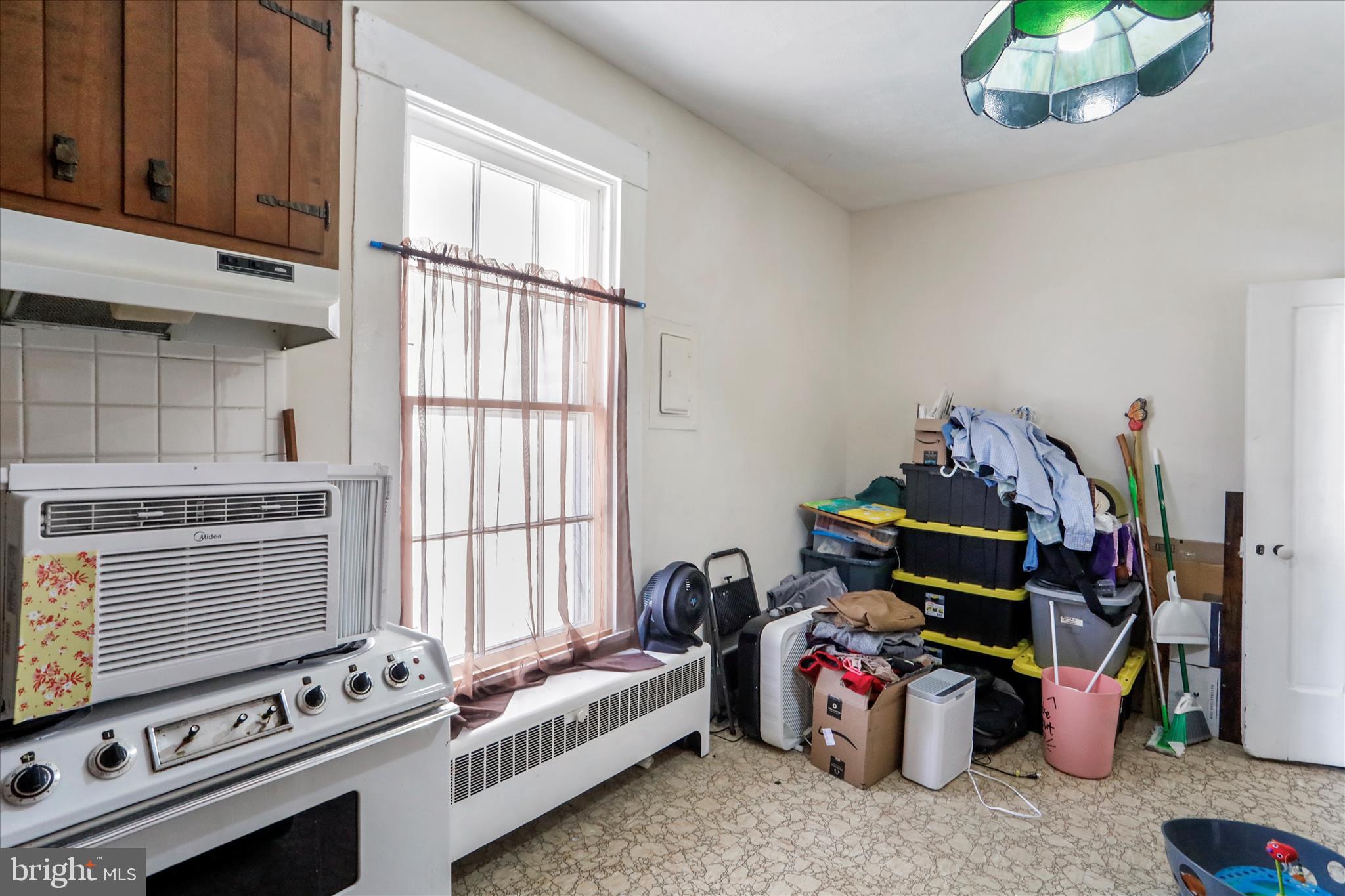 TOWN OF ROMNEY - Residential