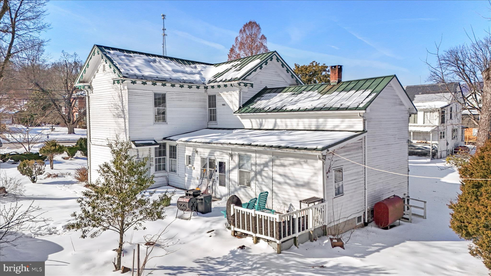 TOWN OF ROMNEY - Residential