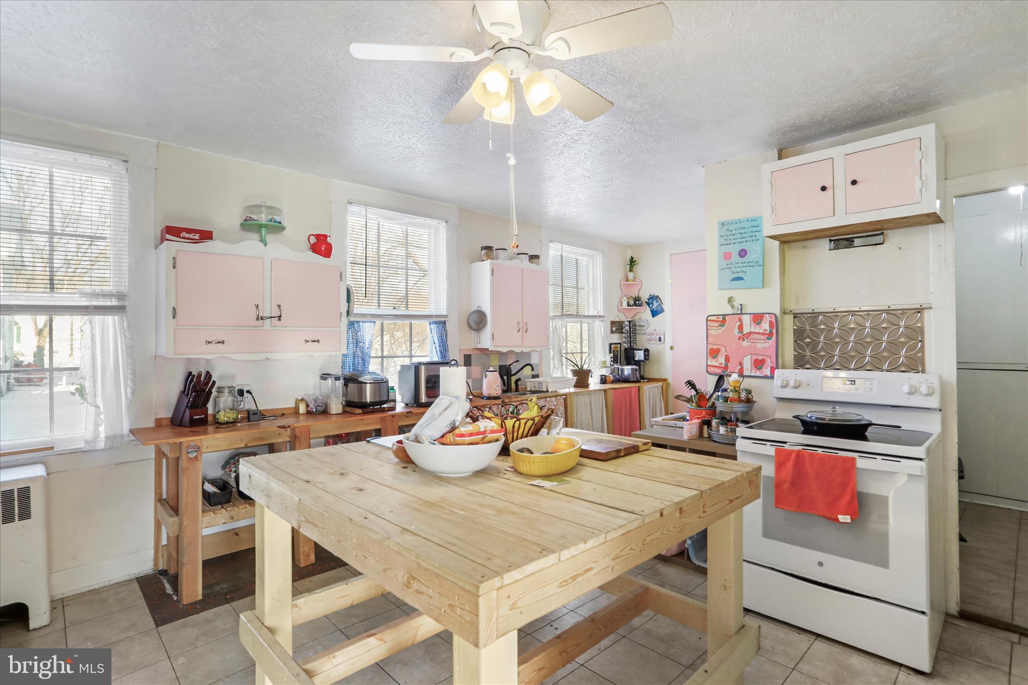 TOWN OF ROMNEY - Residential