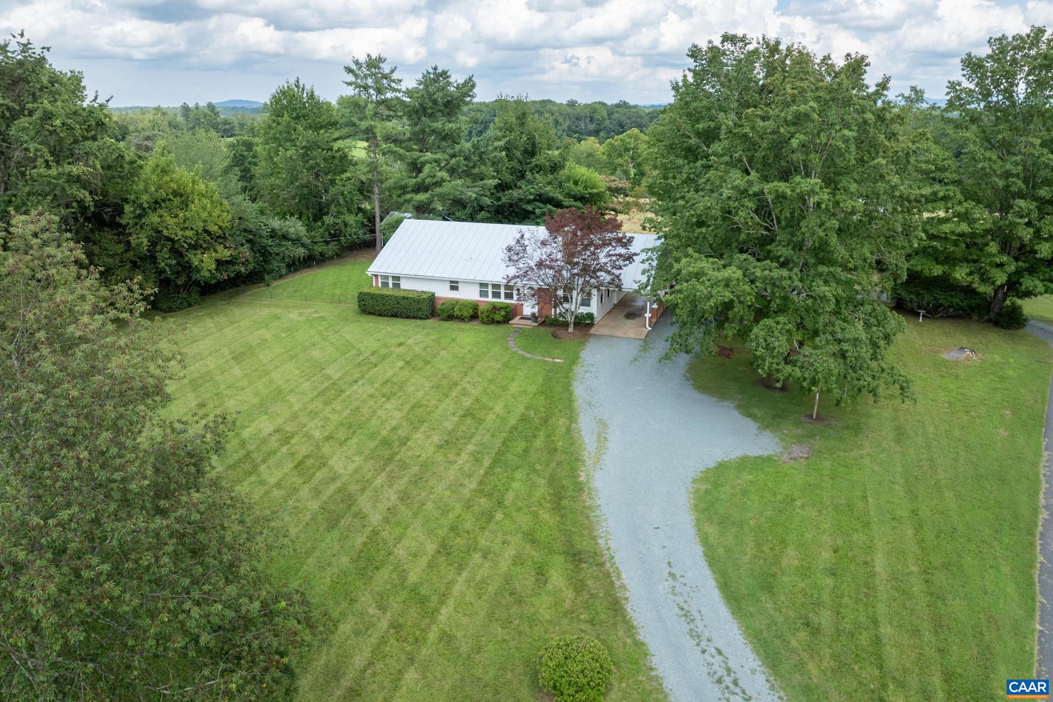 1293 REAS FORD RD