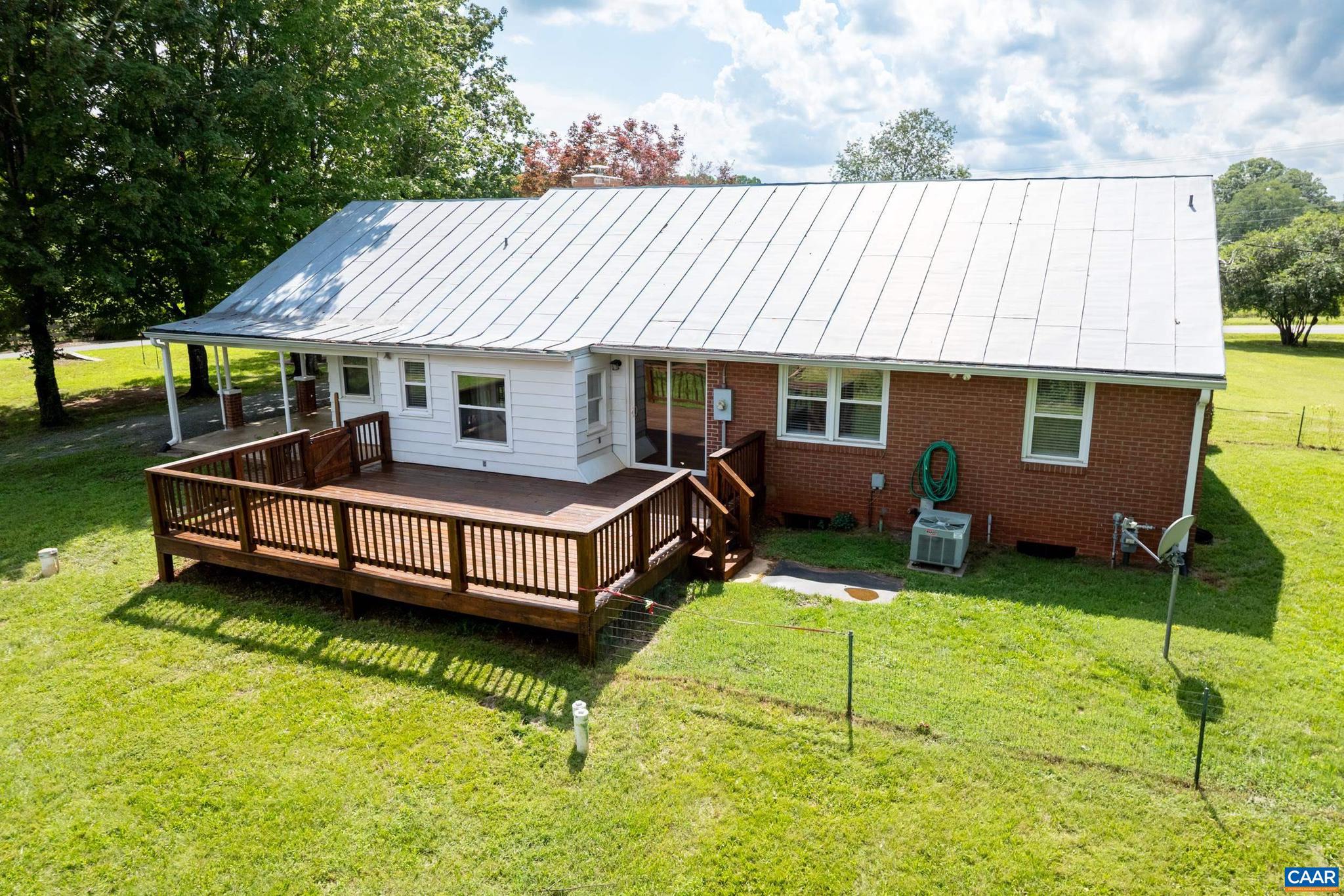 1293 REAS FORD RD