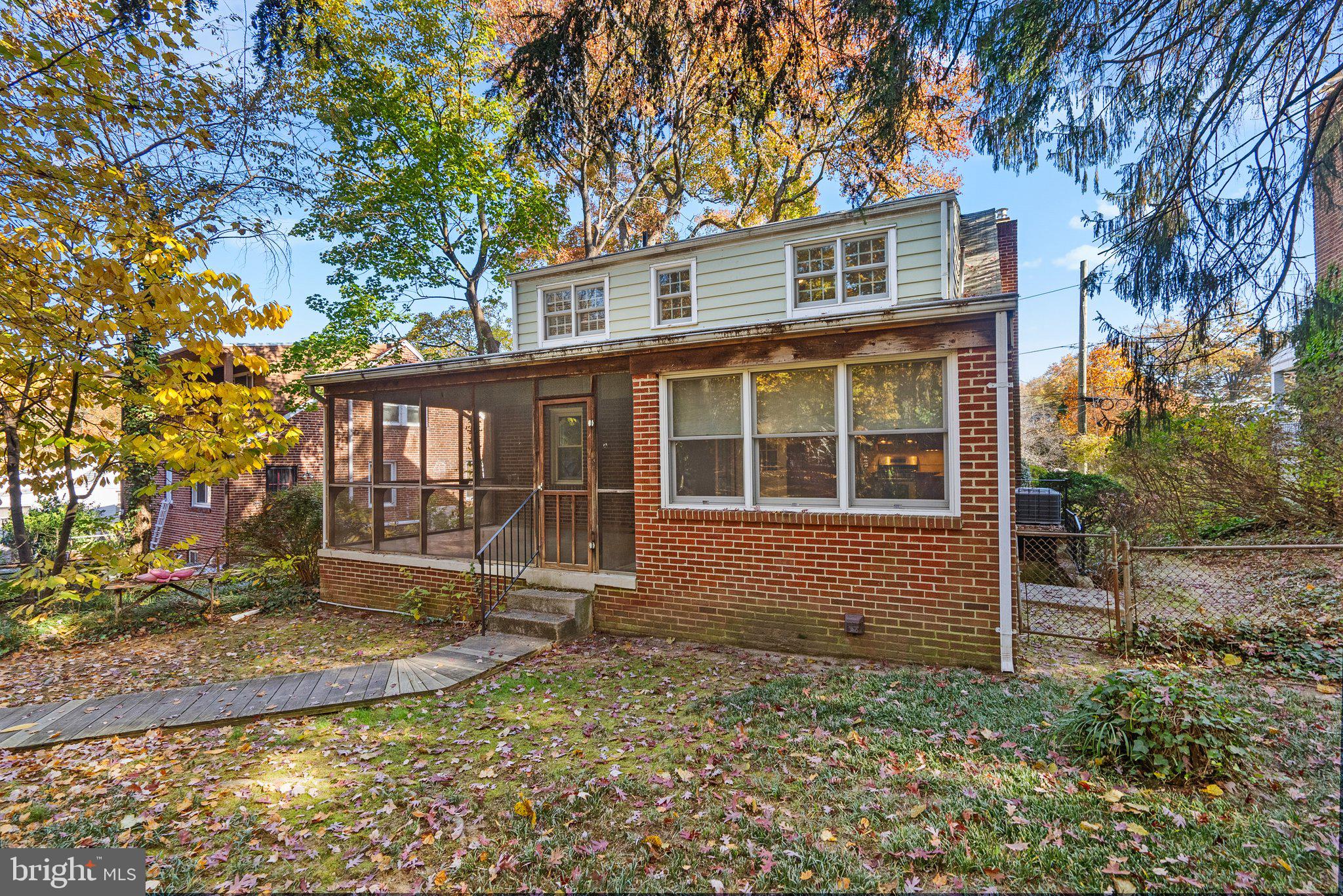 UNIVERSITY PARK - Residential