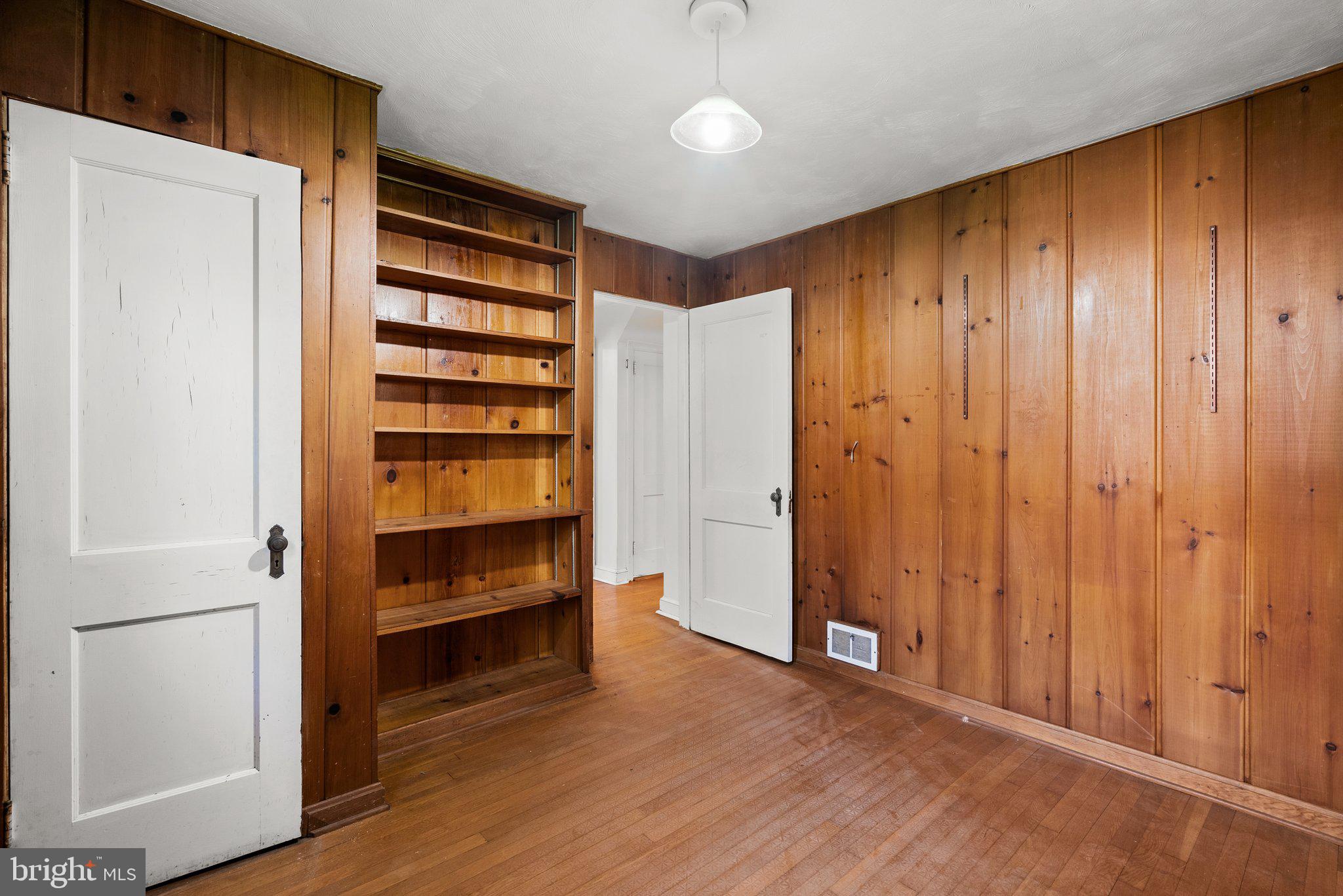 UNIVERSITY PARK - Residential