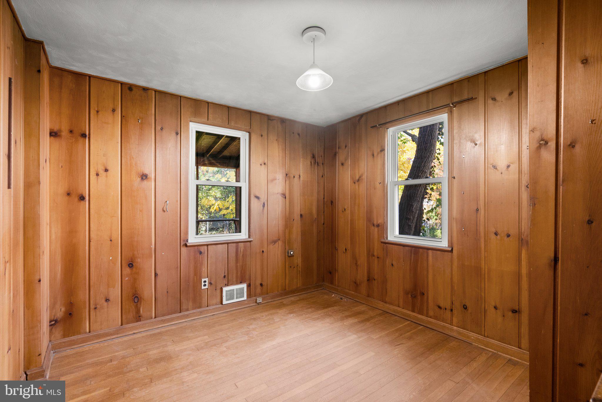 UNIVERSITY PARK - Residential