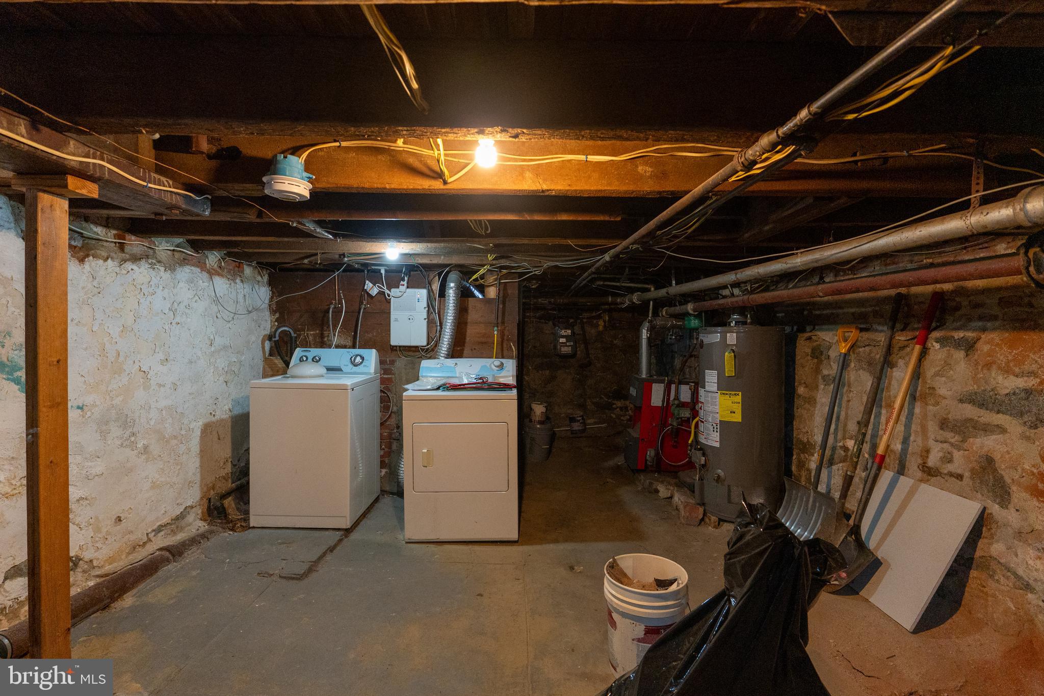 PENNSPORT - Residential Lease