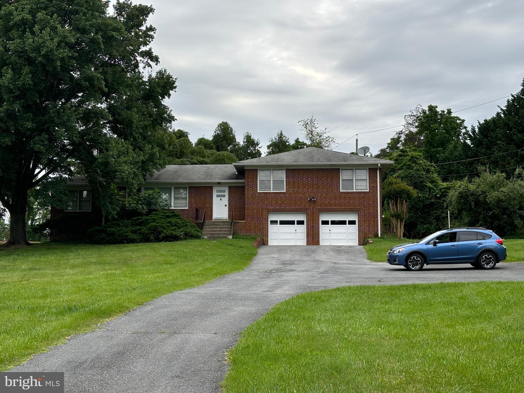 WHEATON OUT RES. (2) - Land