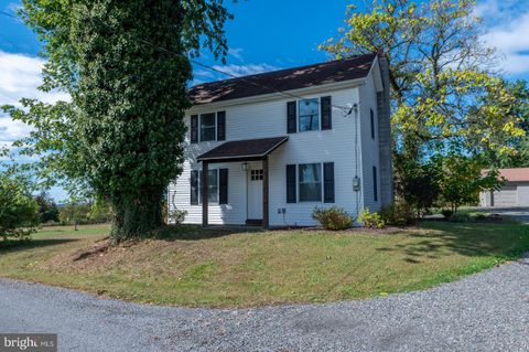 1765 OLD PLAINS ROAD PENNSBURG PA 18073