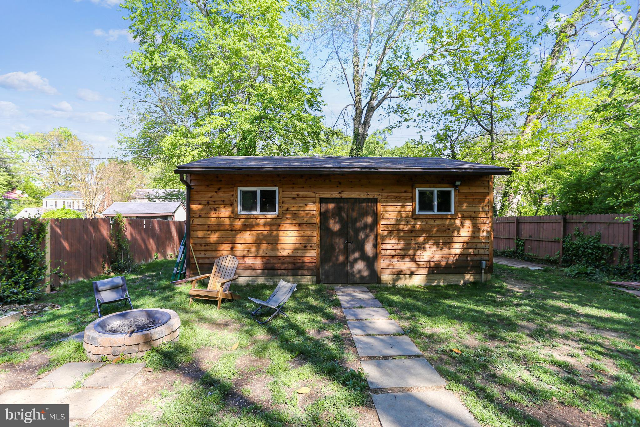 NEW ALEXANDRIA - Residential