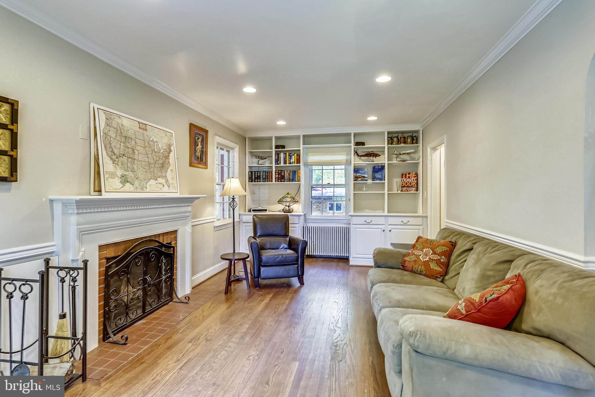 NEW ALEXANDRIA - Residential