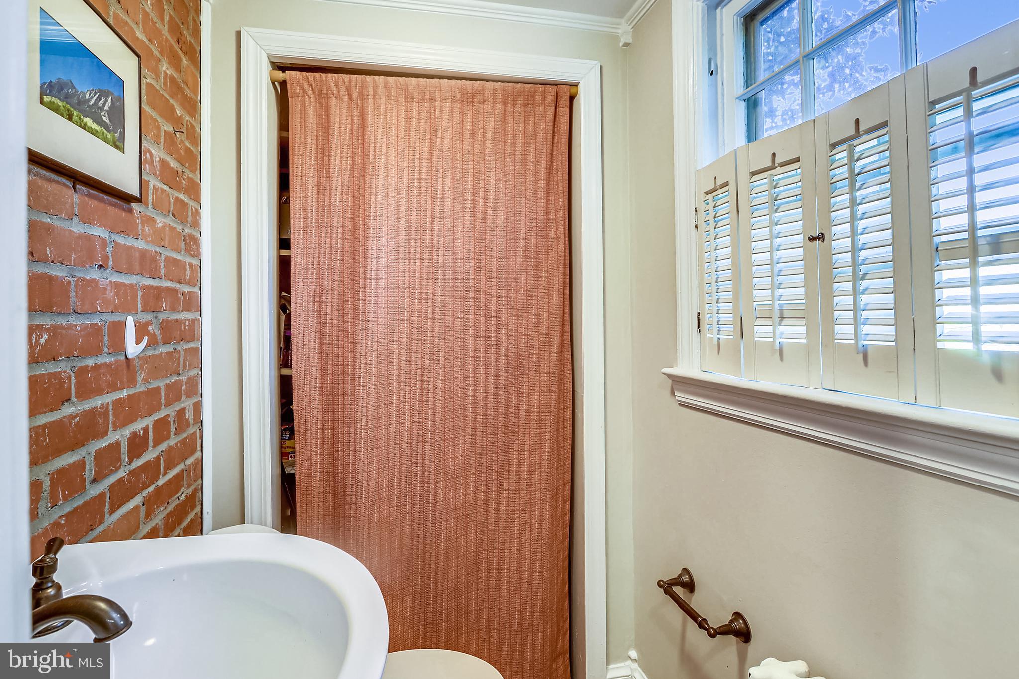 NEW ALEXANDRIA - Residential