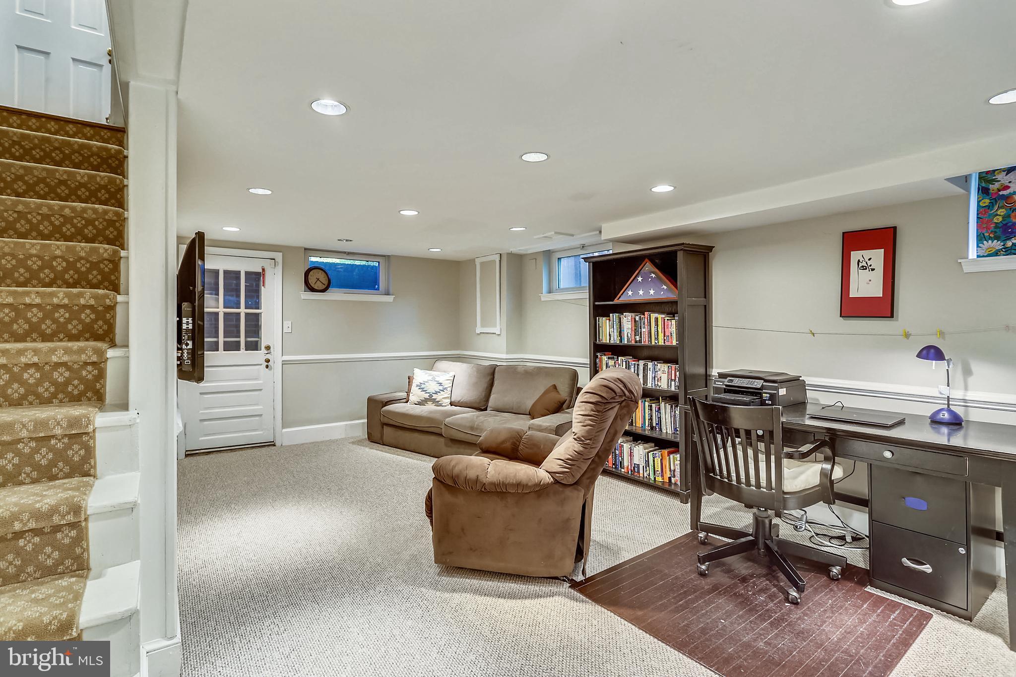 NEW ALEXANDRIA - Residential