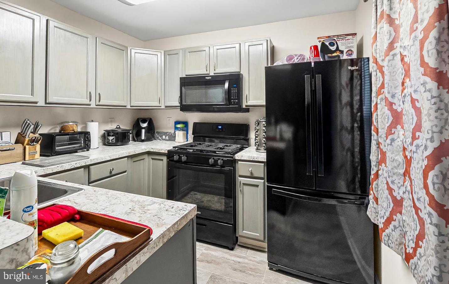 STONE RIDGE - Residential