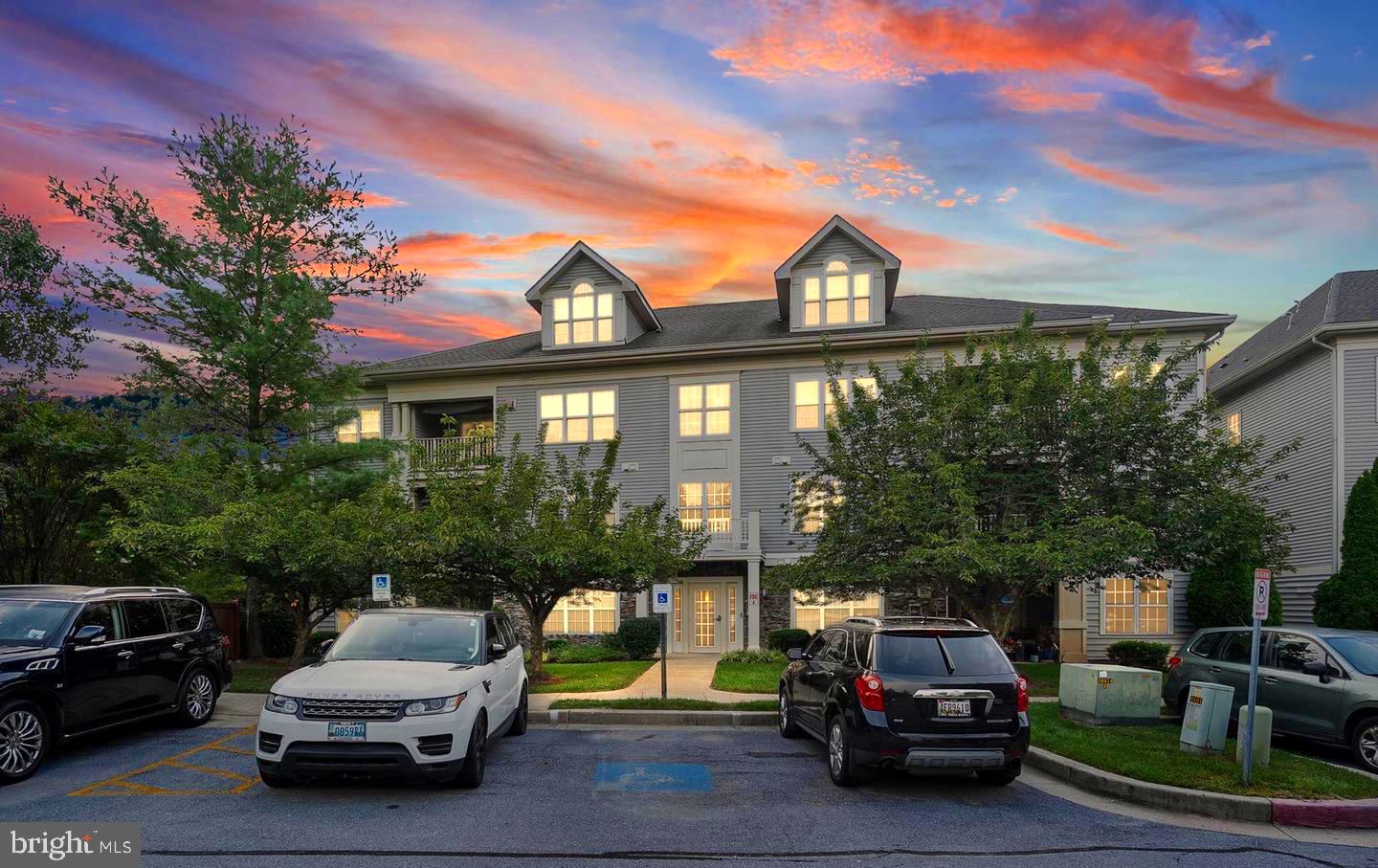 STONE RIDGE - Residential