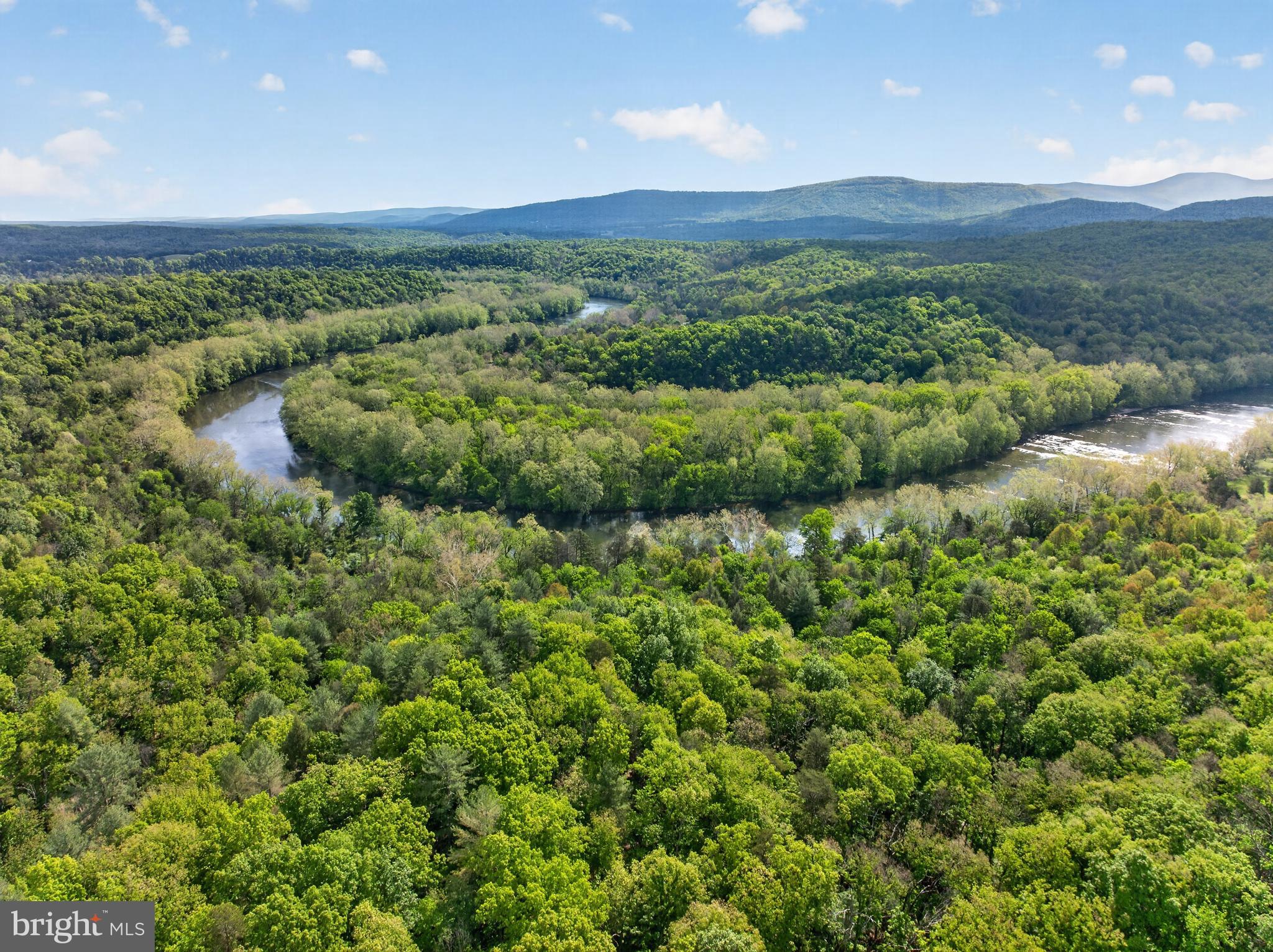 RIVER OAK - Land