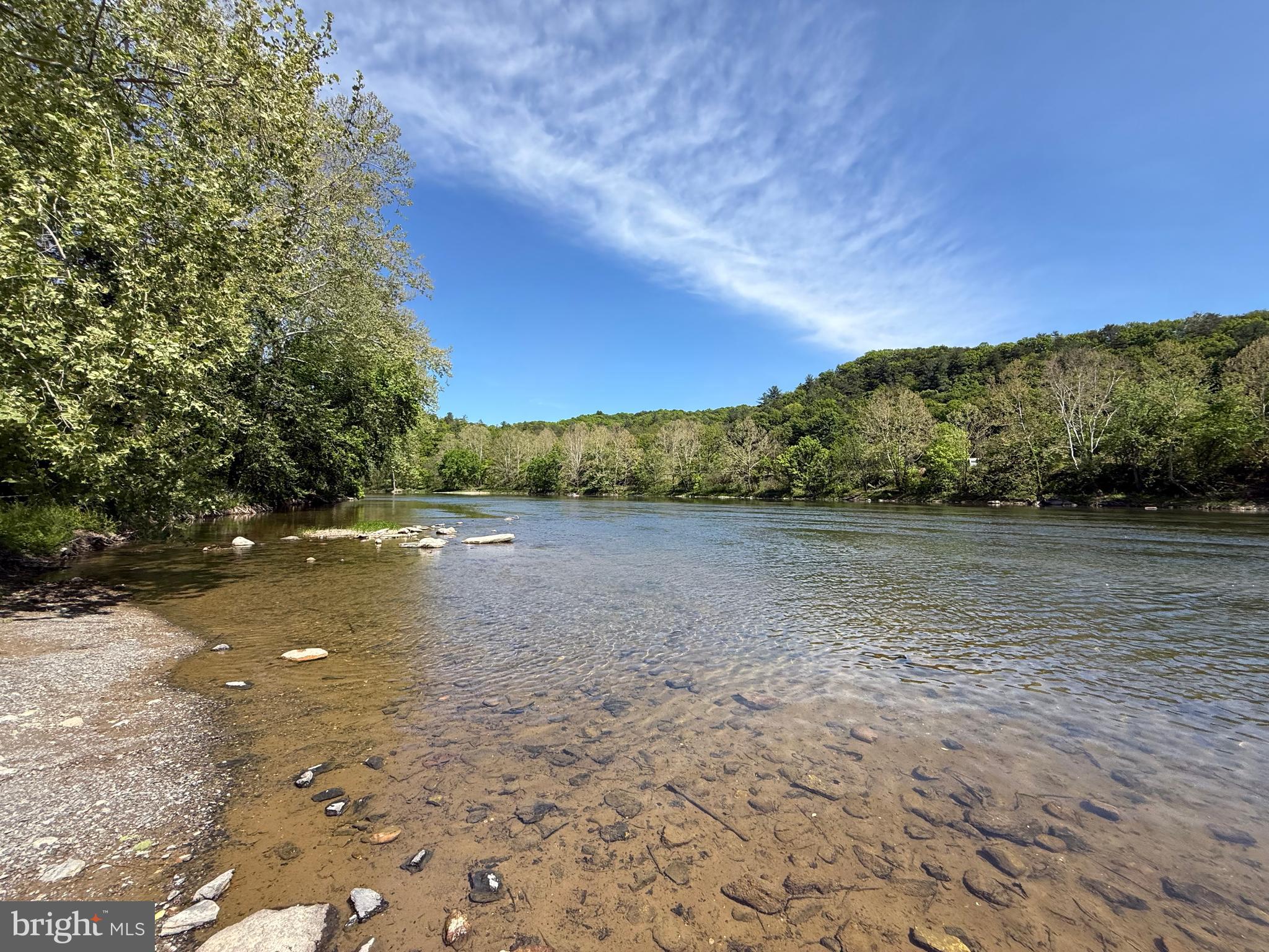 RIVER OAK - Land