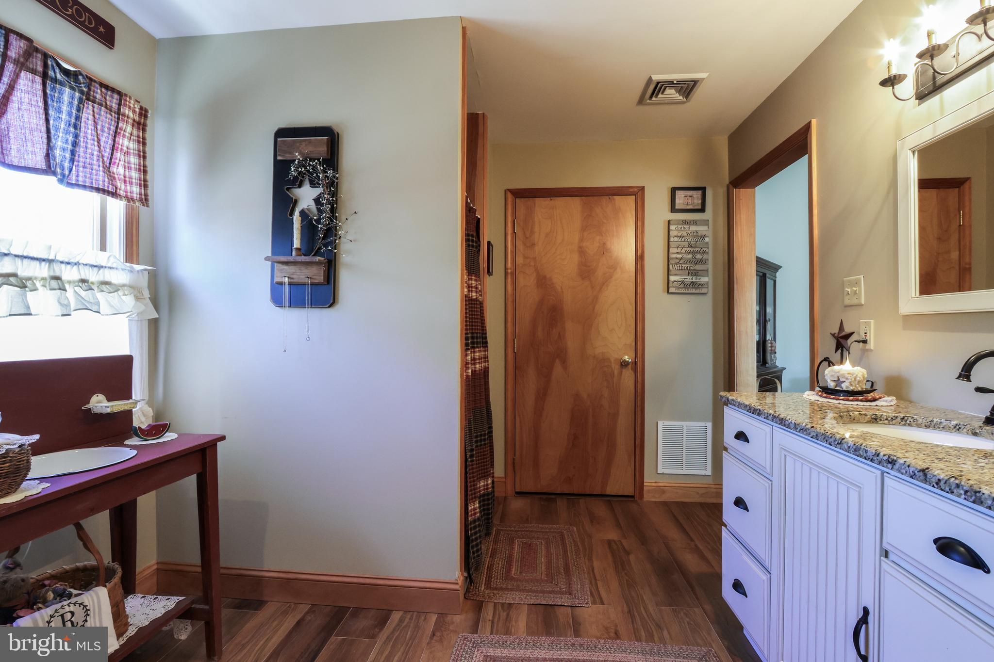 SEA OAKS - Residential