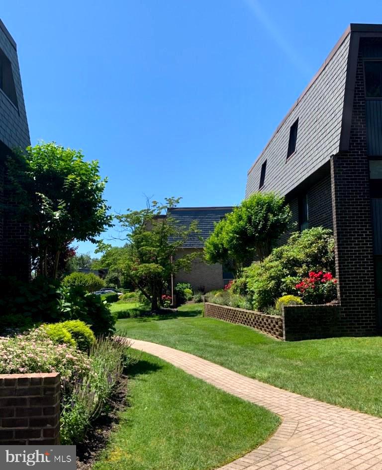 STEVENSON VILLAGE CONDO - Residential