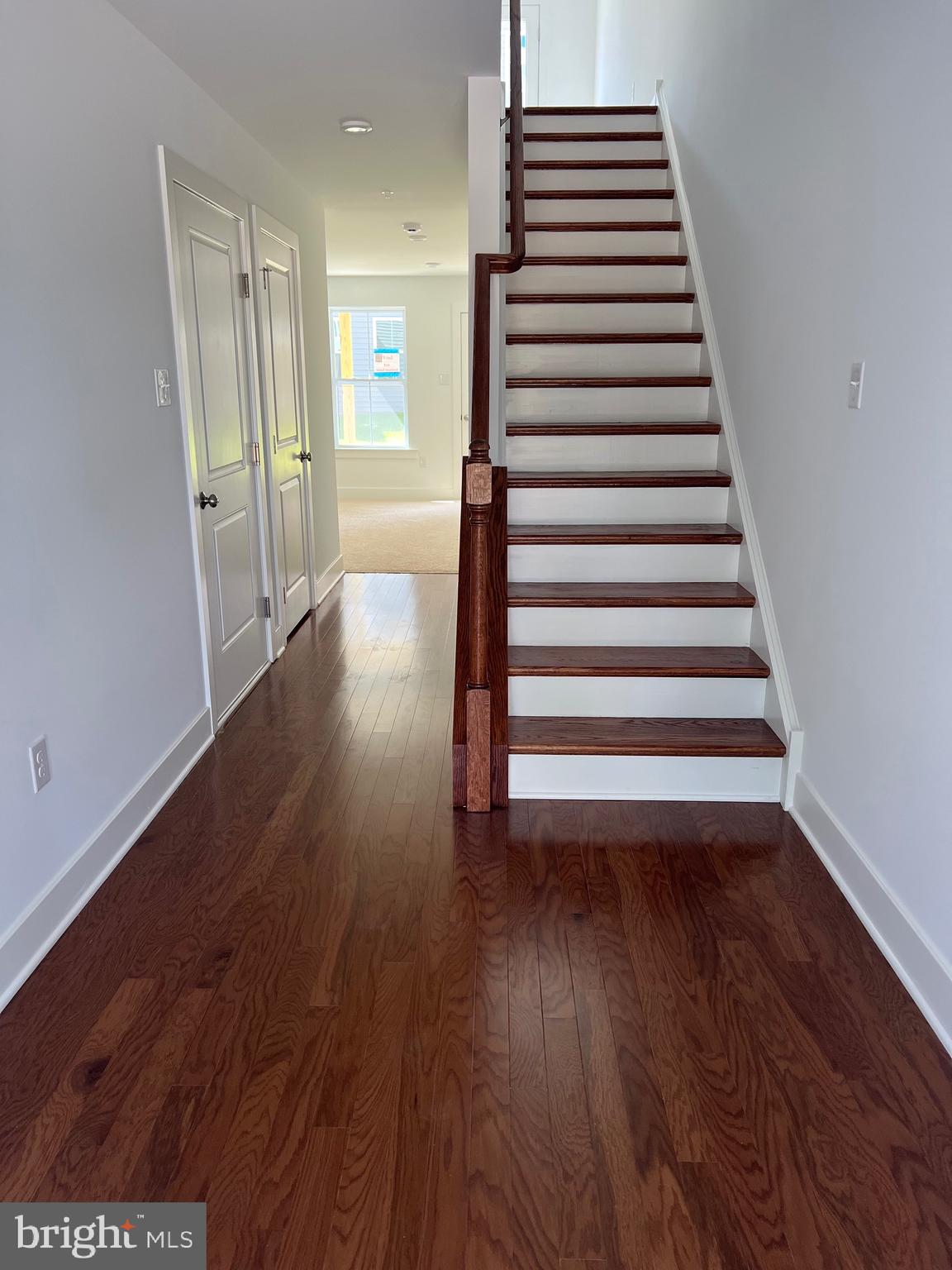 STERLING WALK - Residential Lease