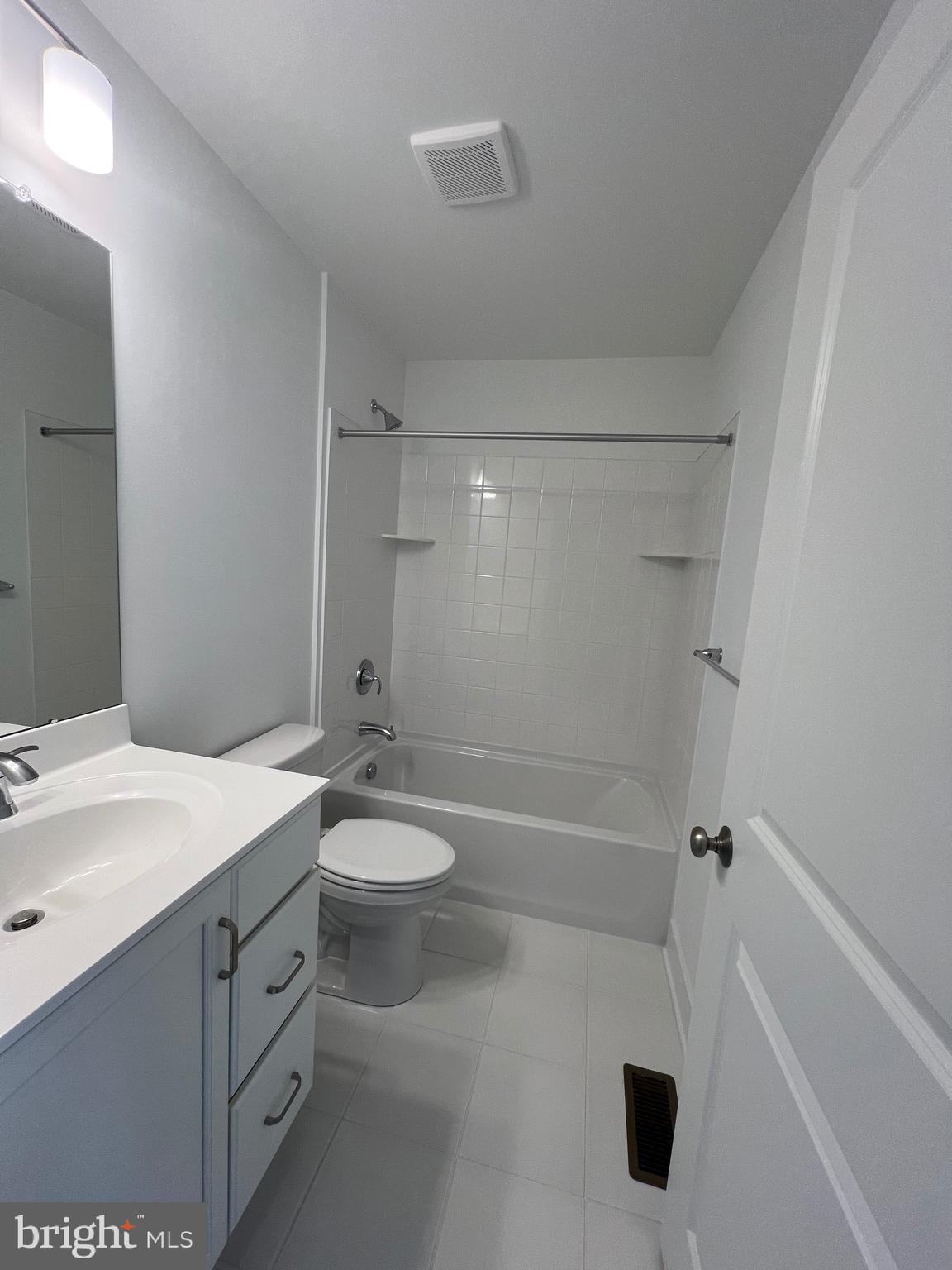 STERLING WALK - Residential Lease