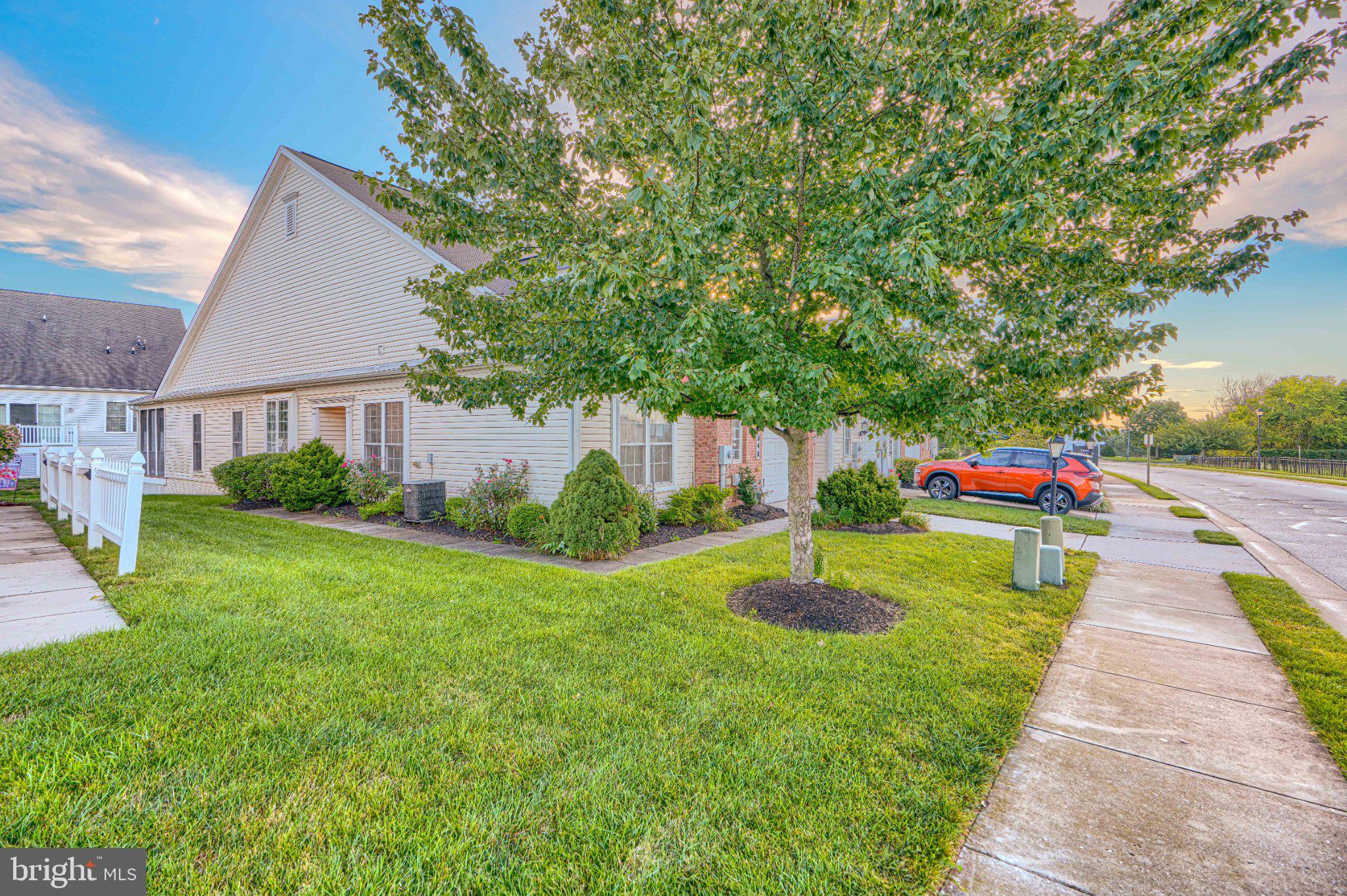 848 HORSESHOE LANE 175
