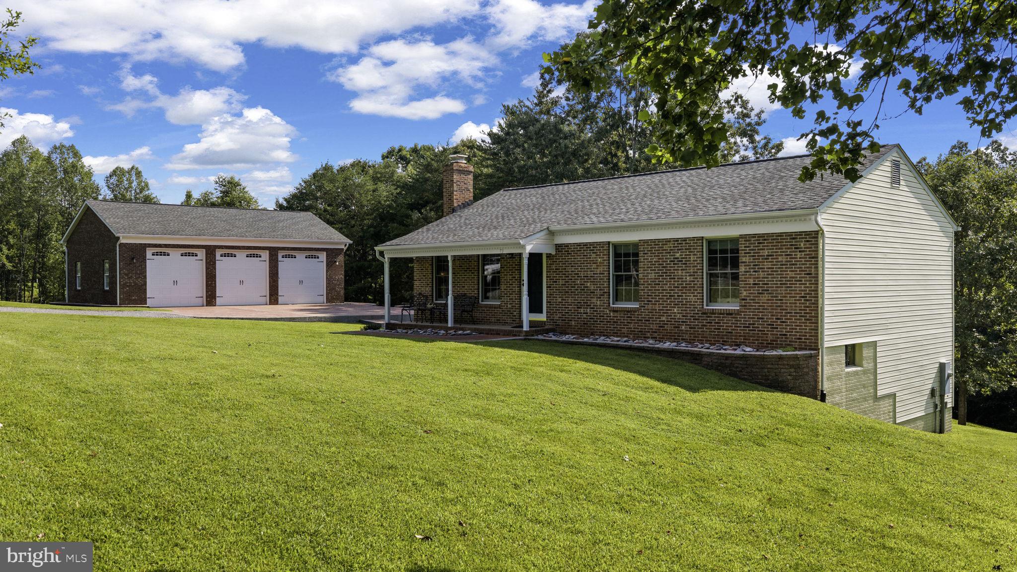73 OLD FARM ROAD