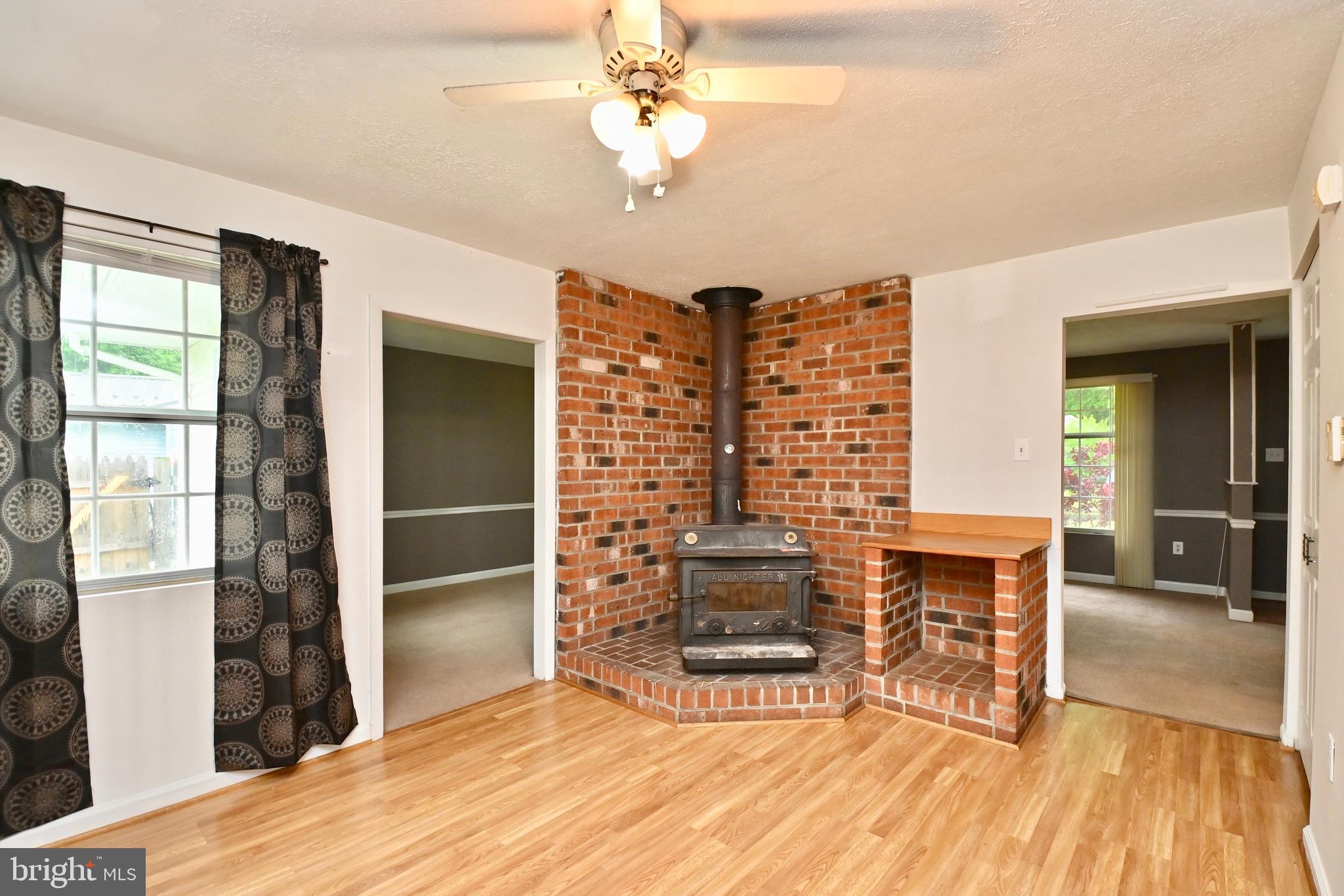 CLIFFTON ON THE POTOMAC - Residential Lease