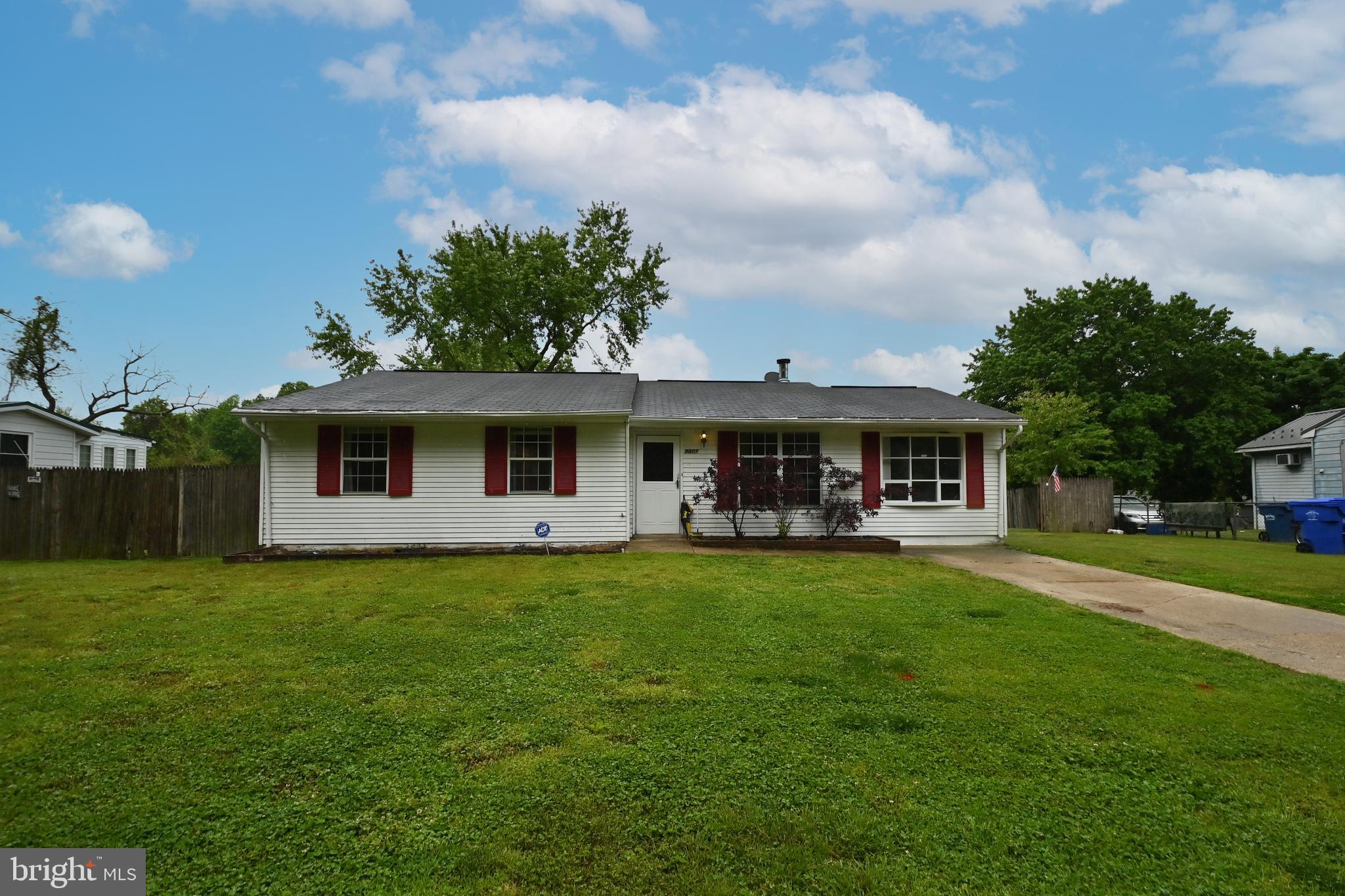 CLIFFTON ON THE POTOMAC - Residential Lease