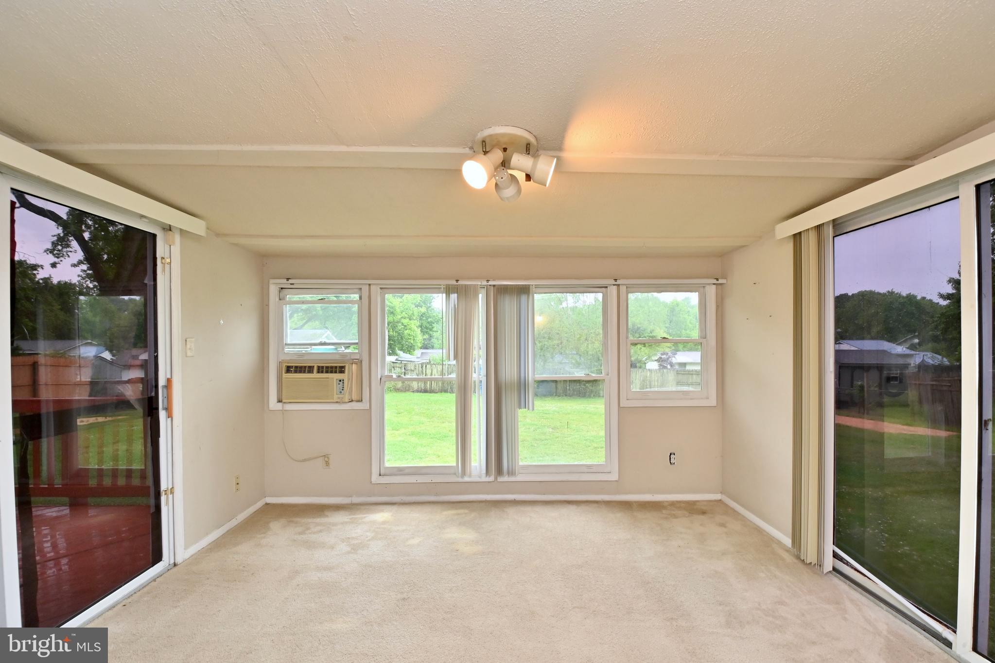 CLIFFTON ON THE POTOMAC - Residential Lease