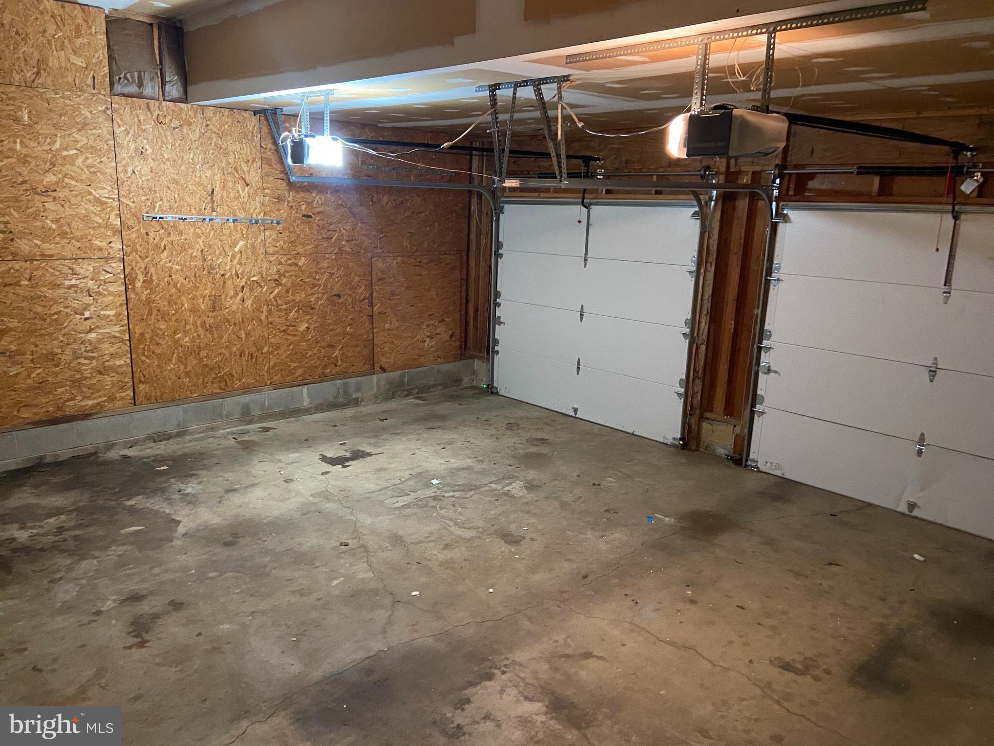 THE FAIRWAYS - Residential Lease