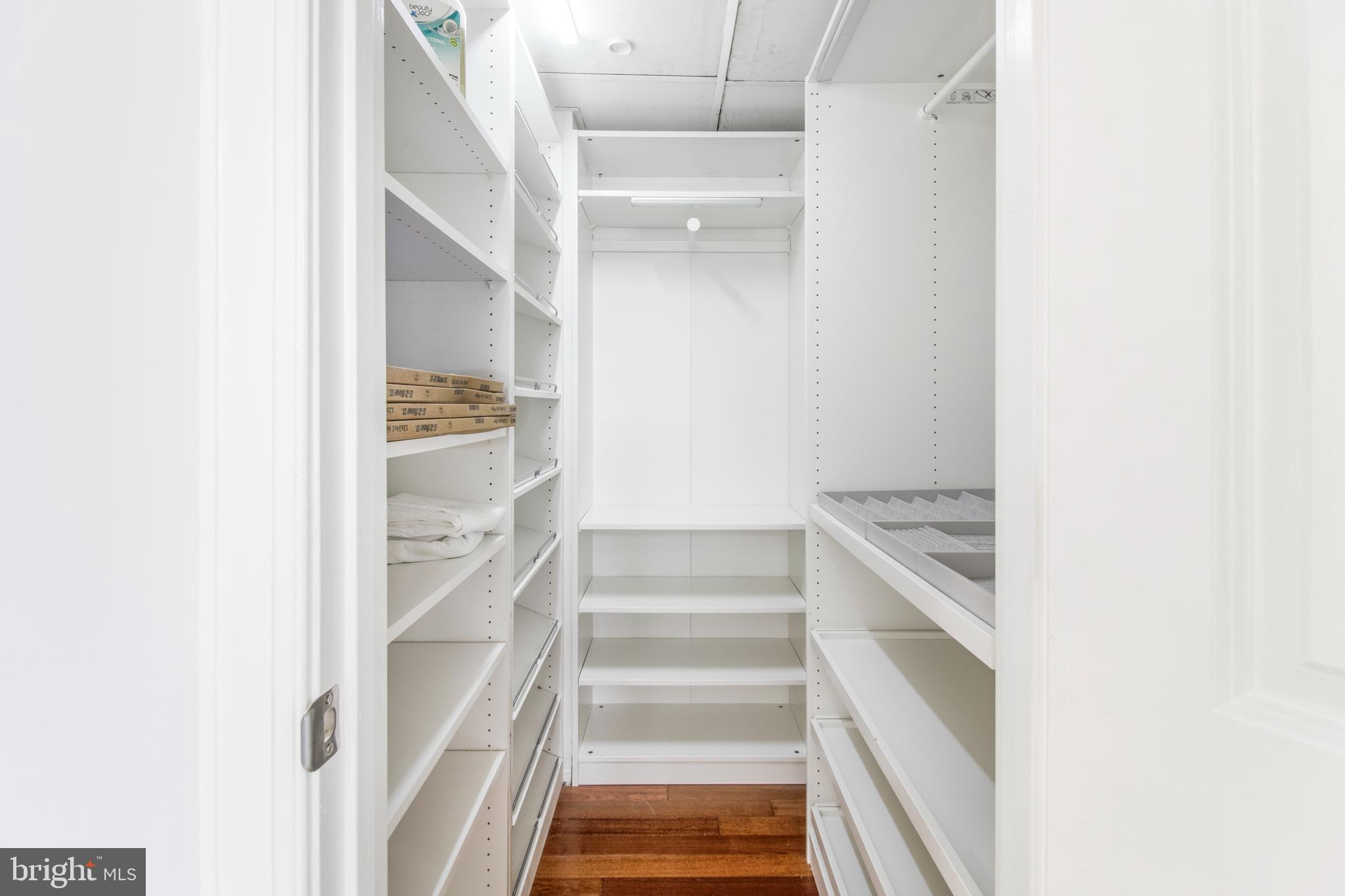 ALEXANDRIA - Residential Lease