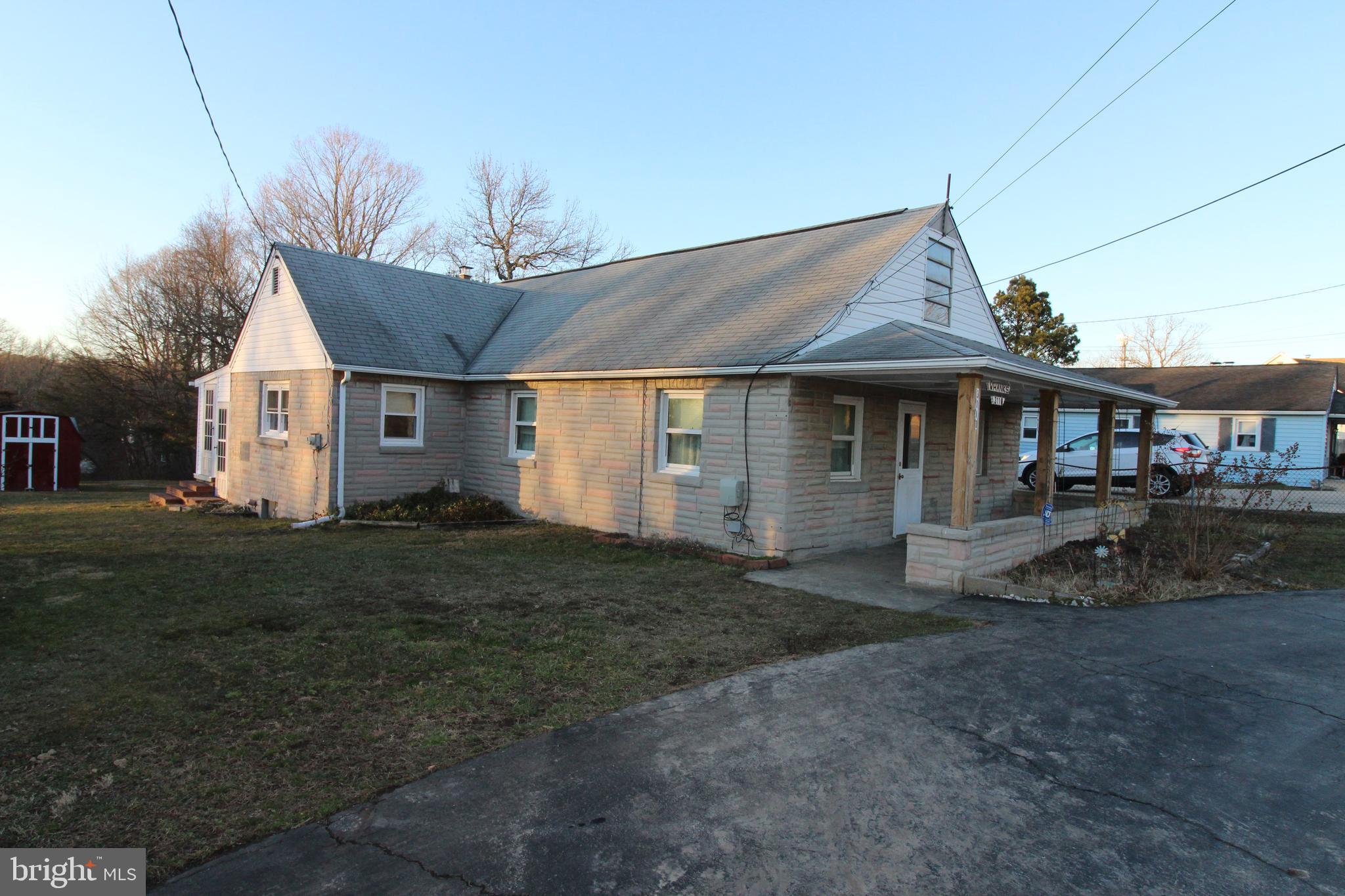 ABINGDON ESTATES - Residential